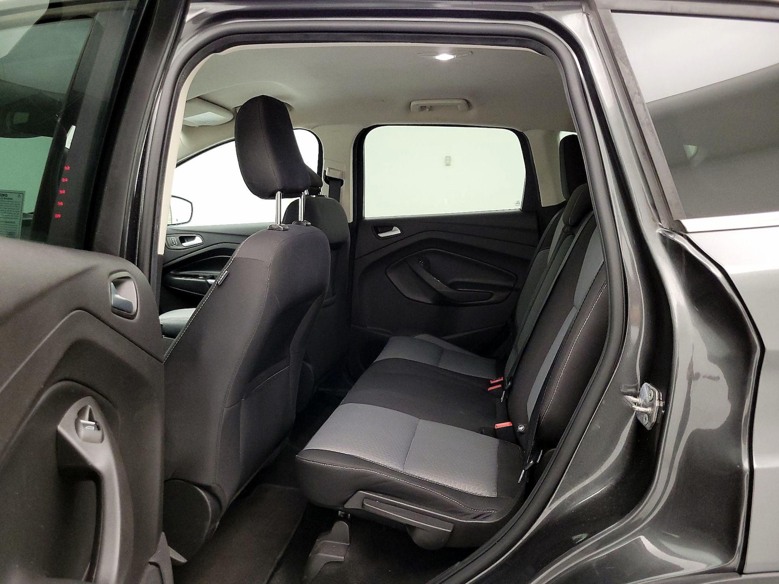 2019 Ford Escape SE - Photo 19