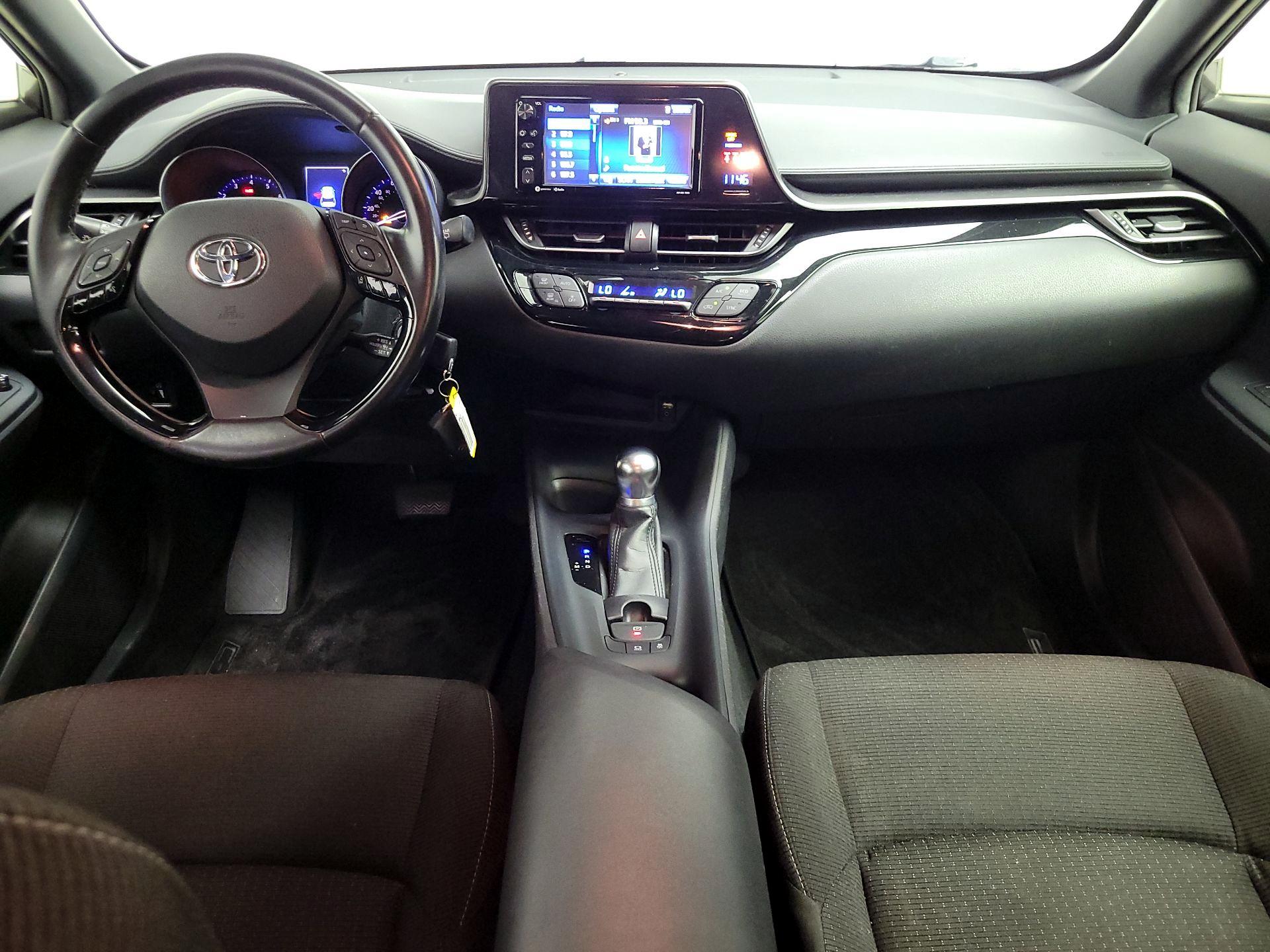 Thumbnail: 2018 Toyota C-HR - 9