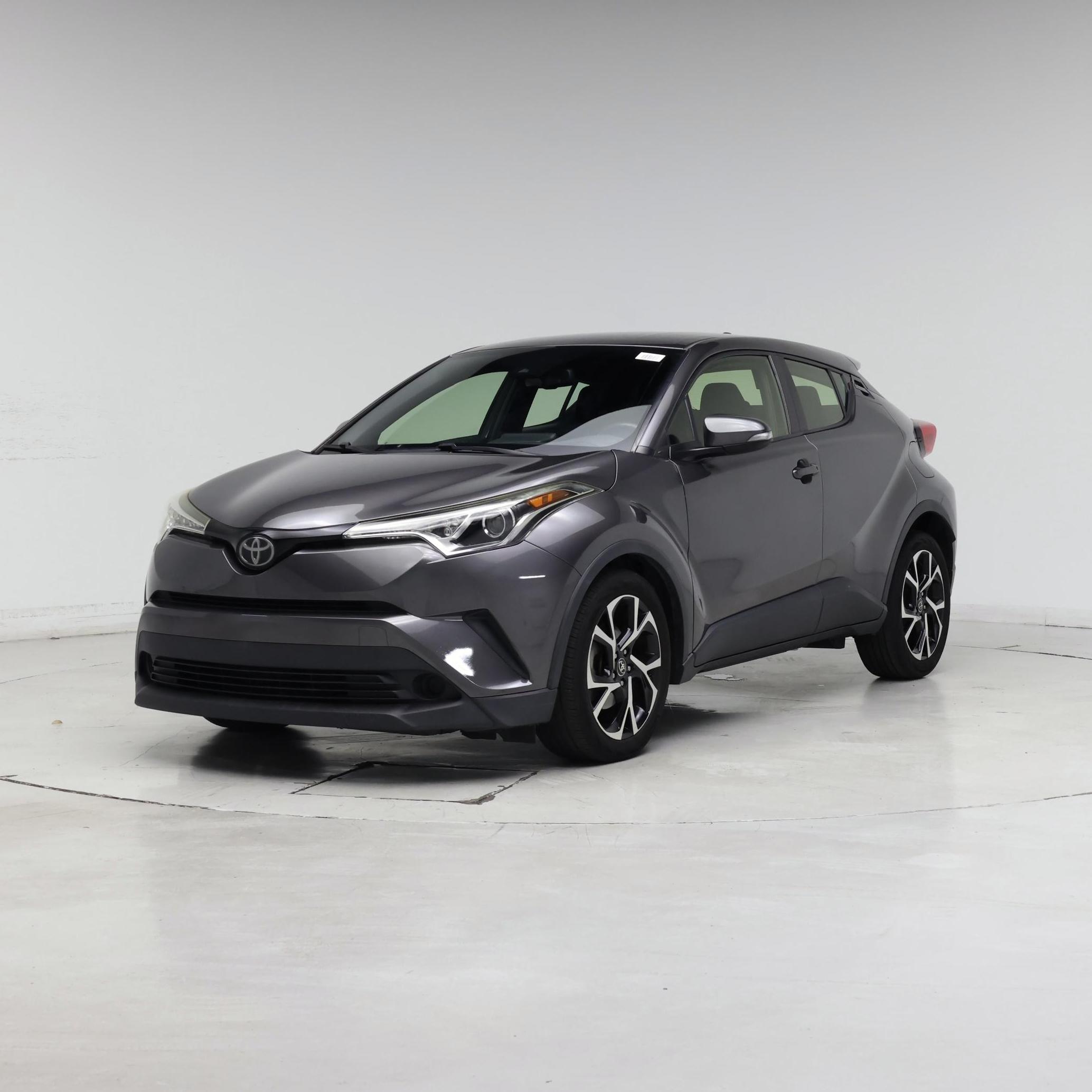 Thumbnail: 2018 Toyota C-HR - 4