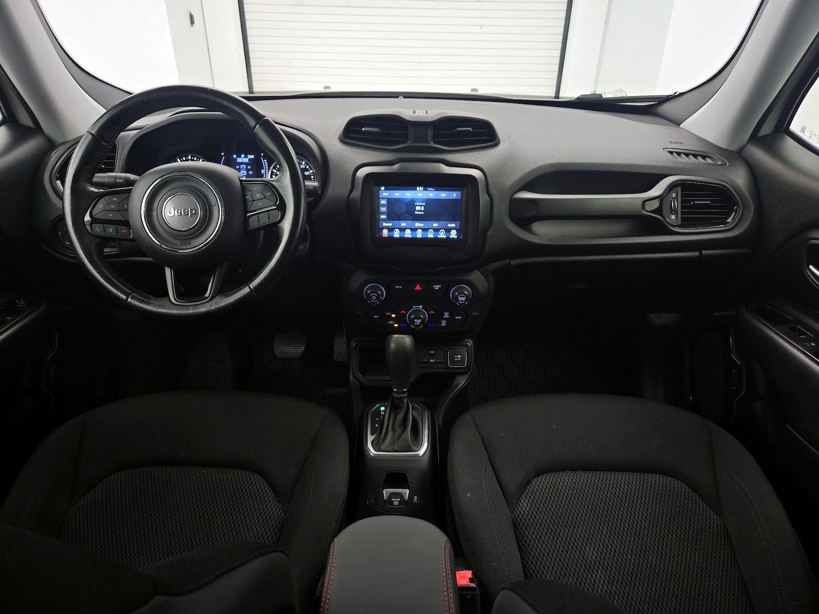 2018 Jeep Renegade Altitude Package - Photo 10