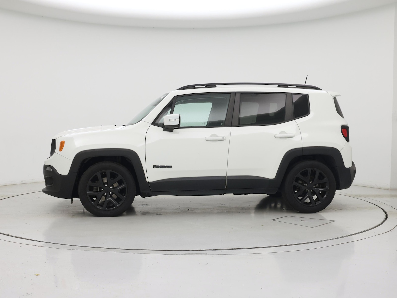 2018 Jeep Renegade Altitude Package - Photo 4