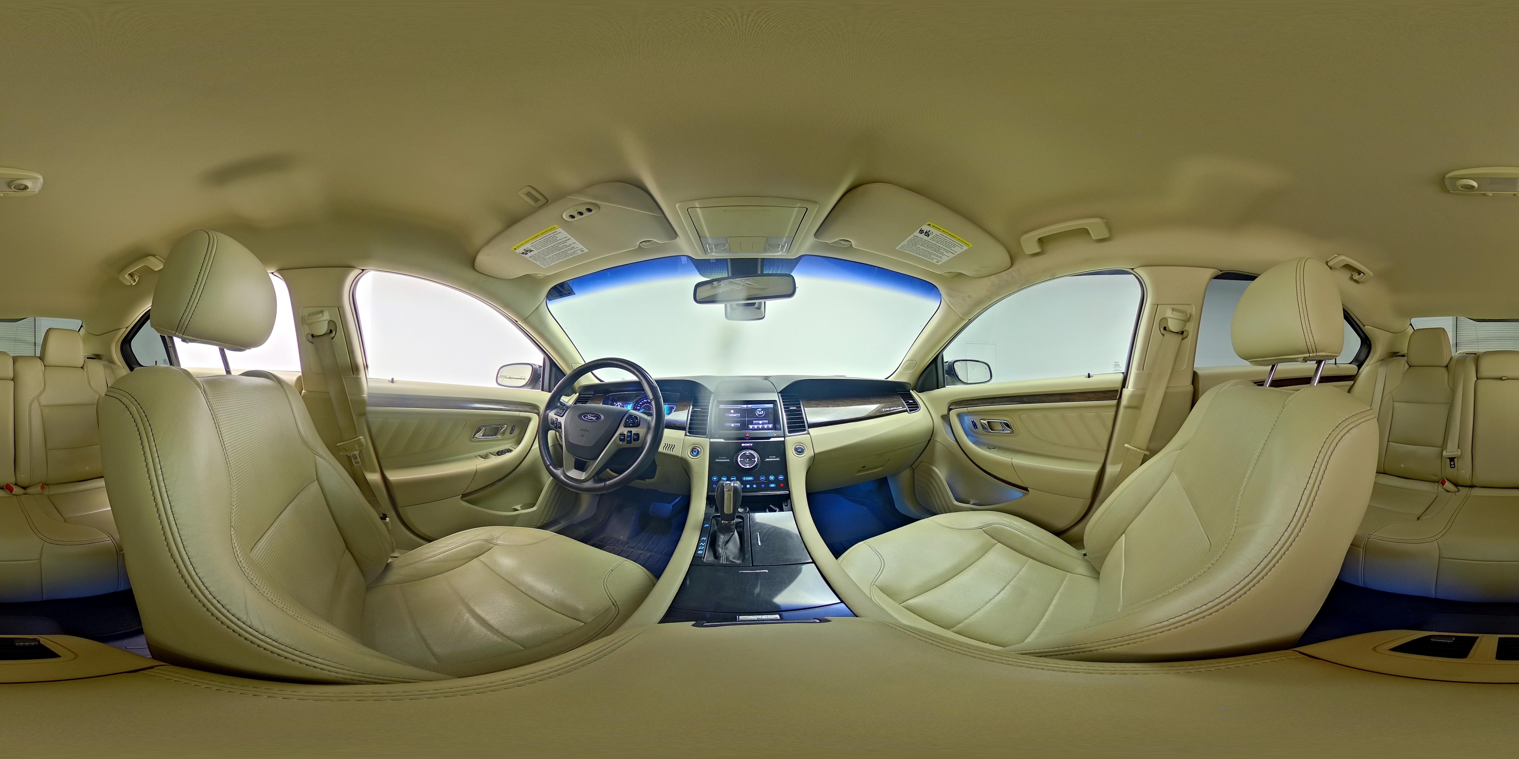 2015 Ford Taurus Limited - Photo 23