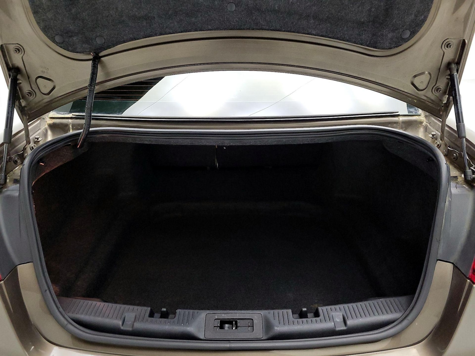2015 Ford Taurus Limited - Photo 20
