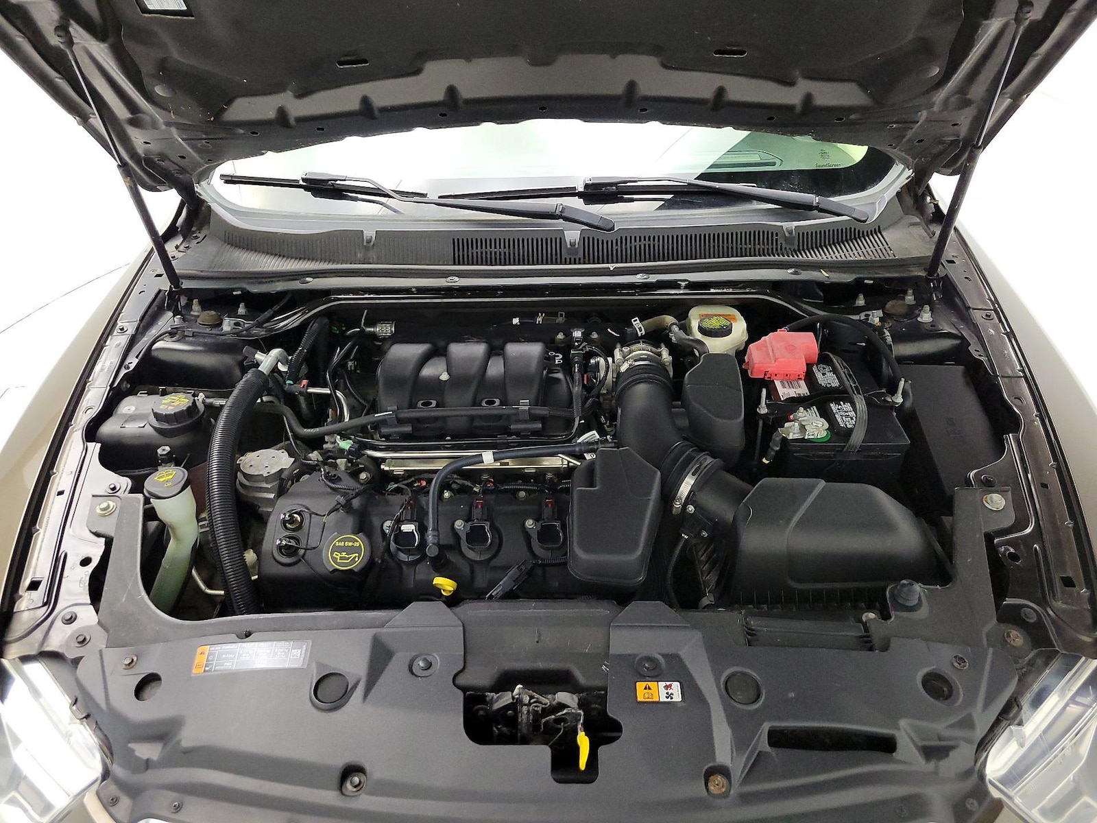 2015 Ford Taurus Limited - Photo 21