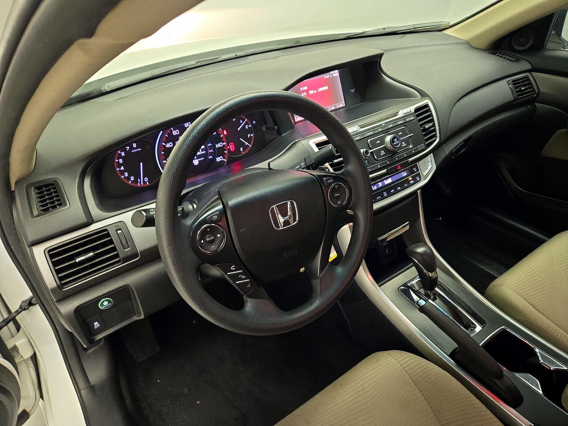 Thumbnail: 2015 Honda Accord - 9