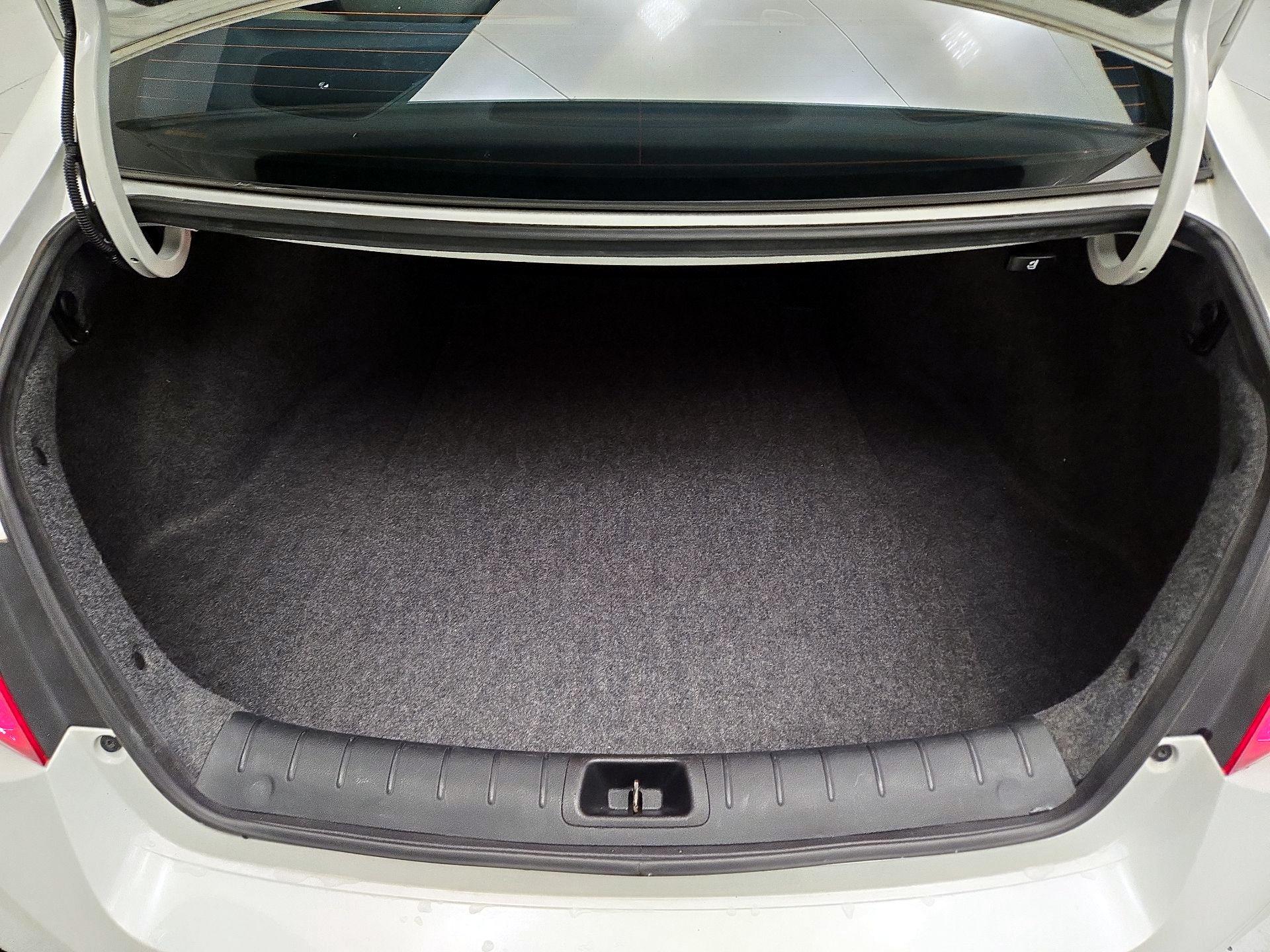 Thumbnail: 2015 Honda Accord - 19