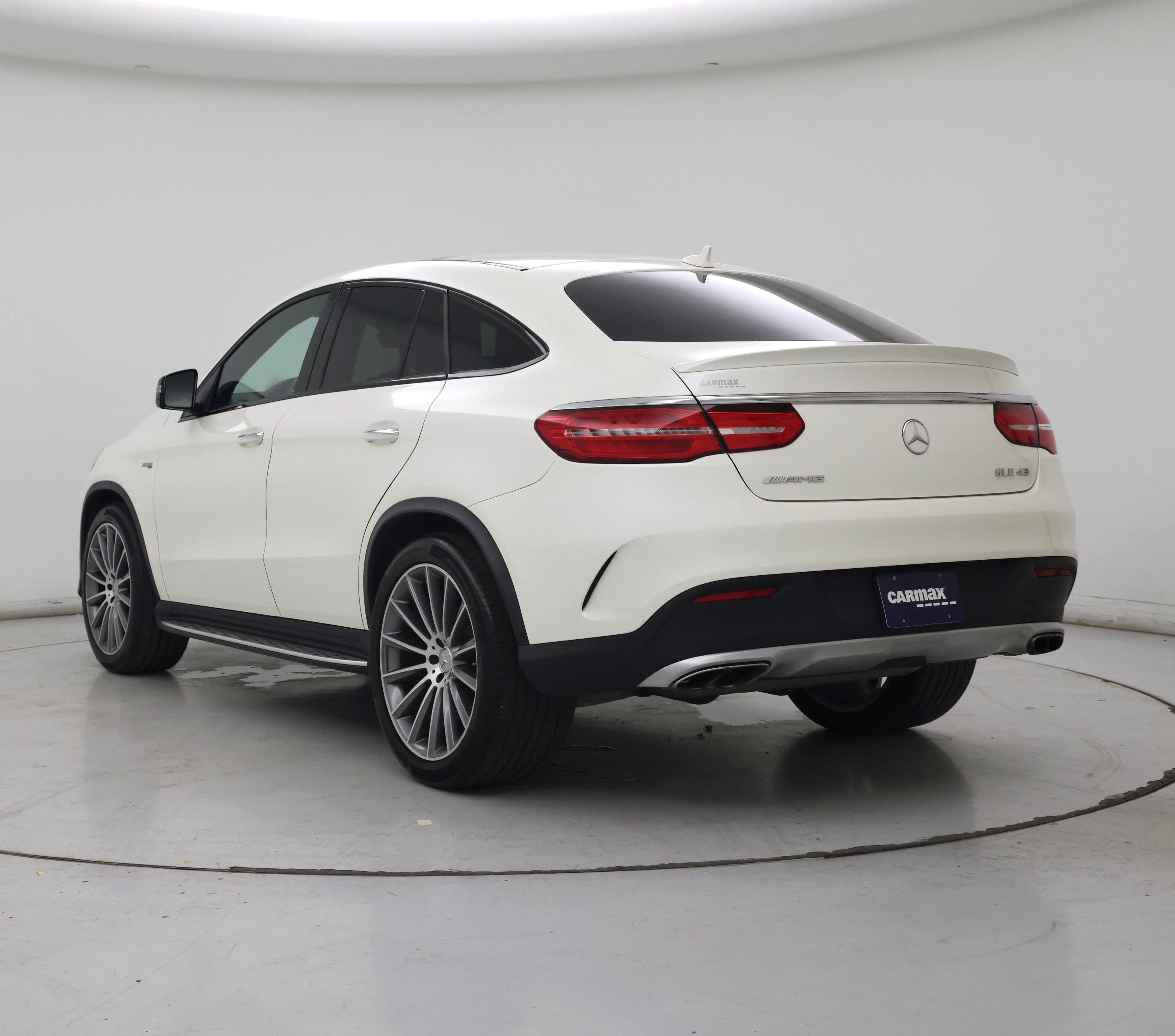 Thumbnail: 2017 Mercedes-Benz GLE - 2