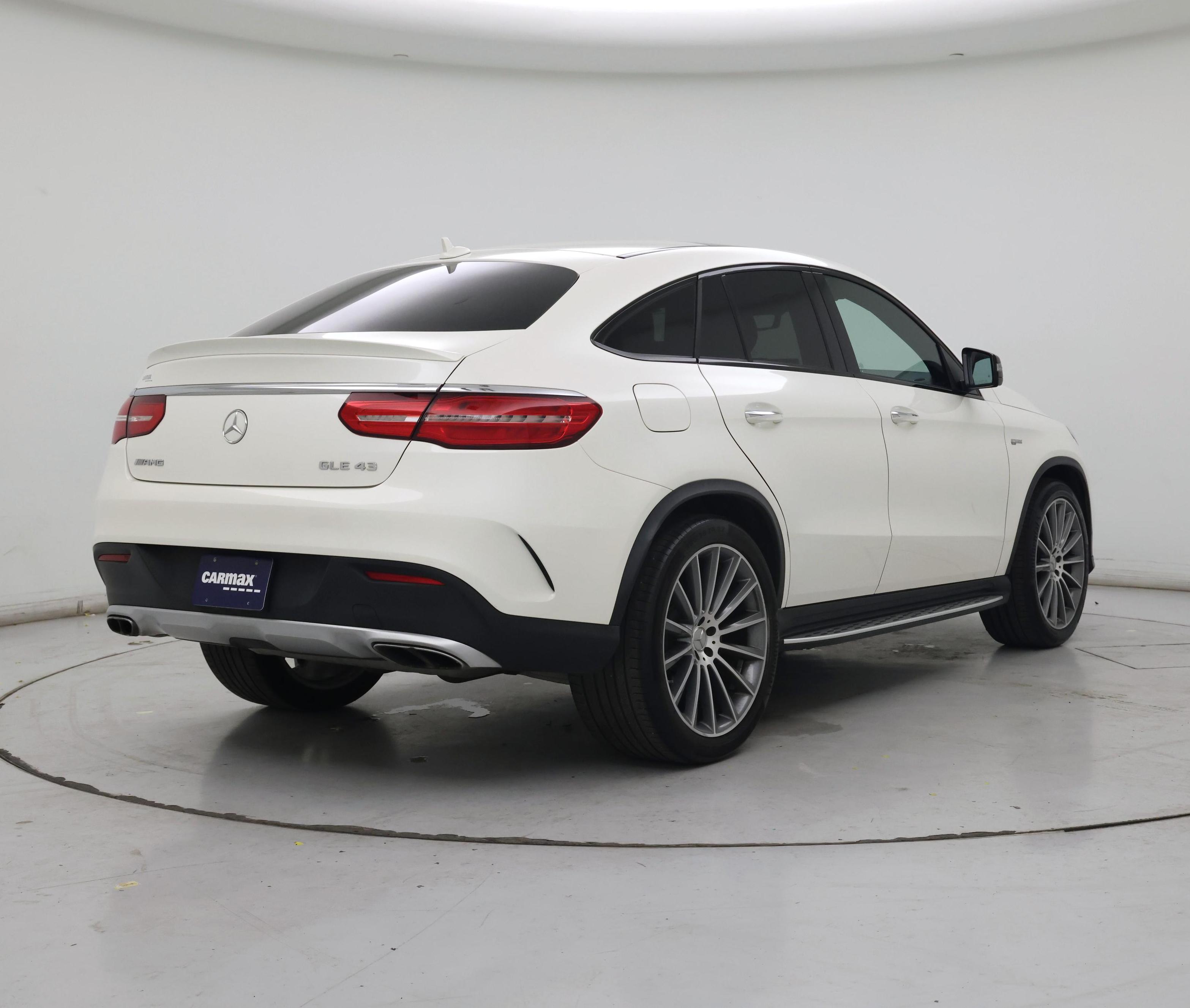 Thumbnail: 2017 Mercedes-Benz GLE - 8