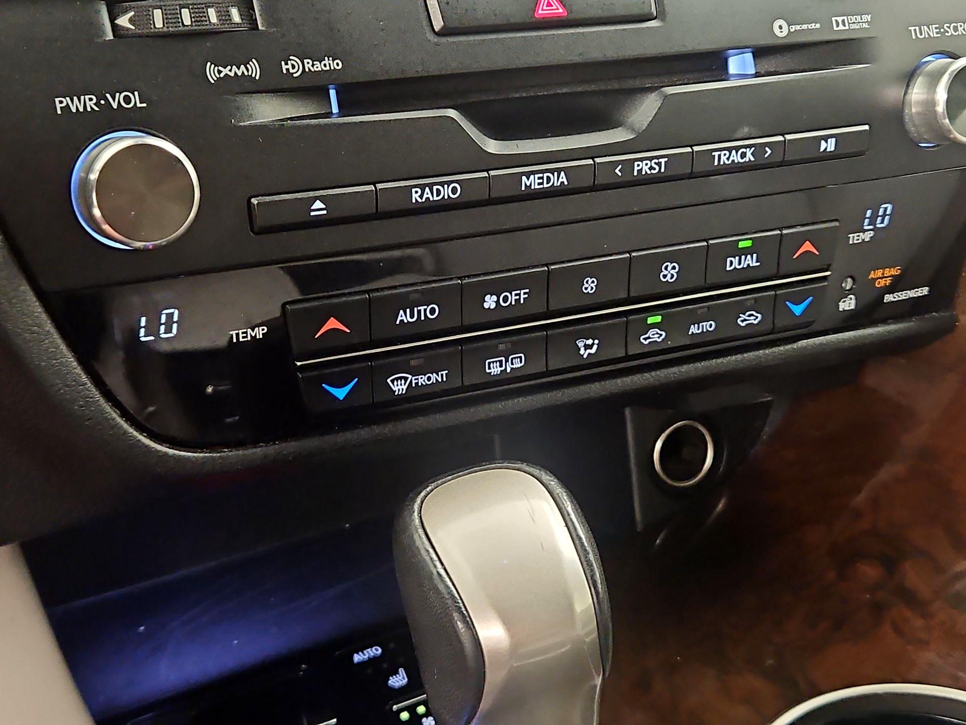 Thumbnail: 2019 Lexus RX - 17