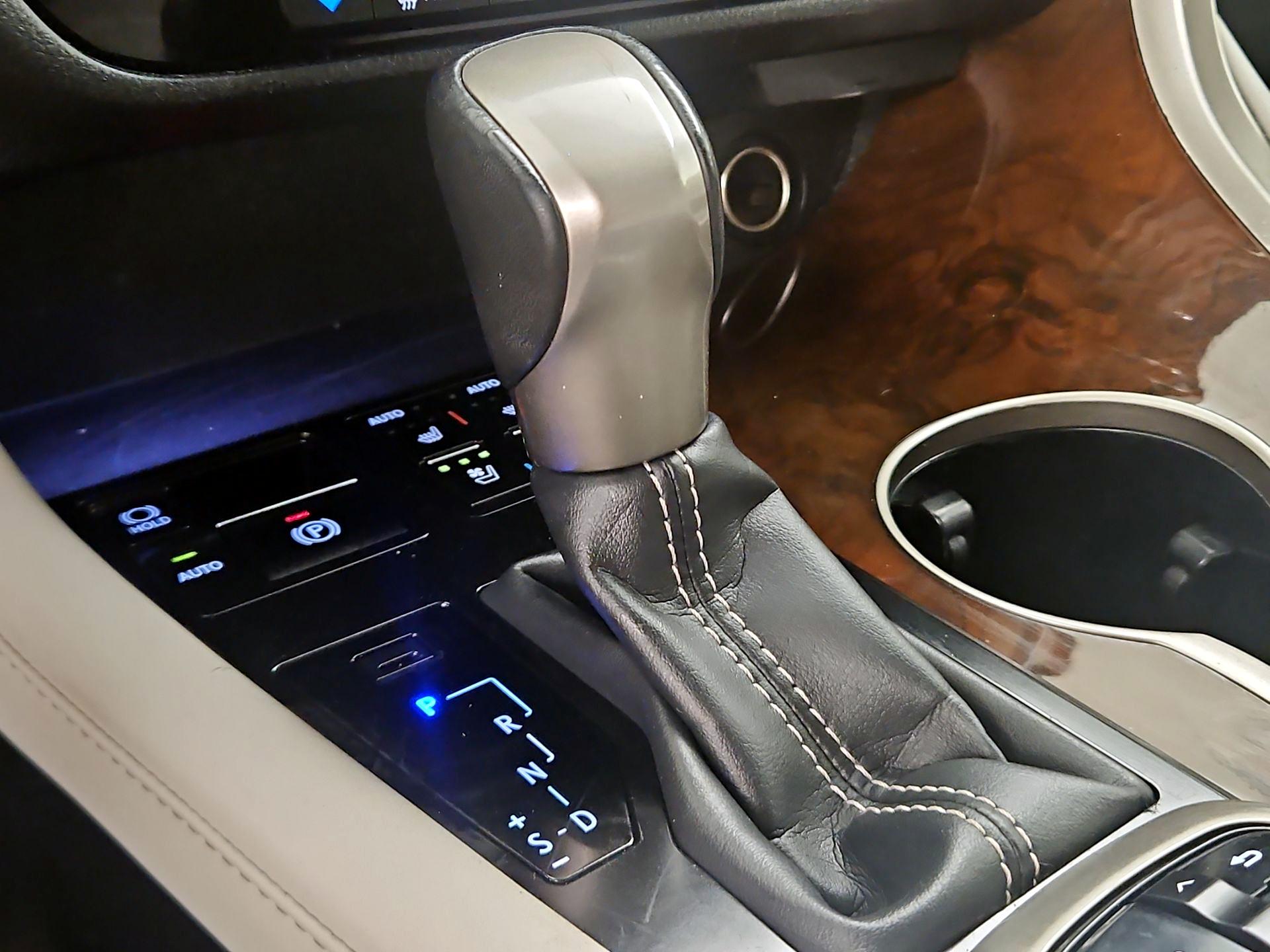 Thumbnail: 2019 Lexus RX - 18
