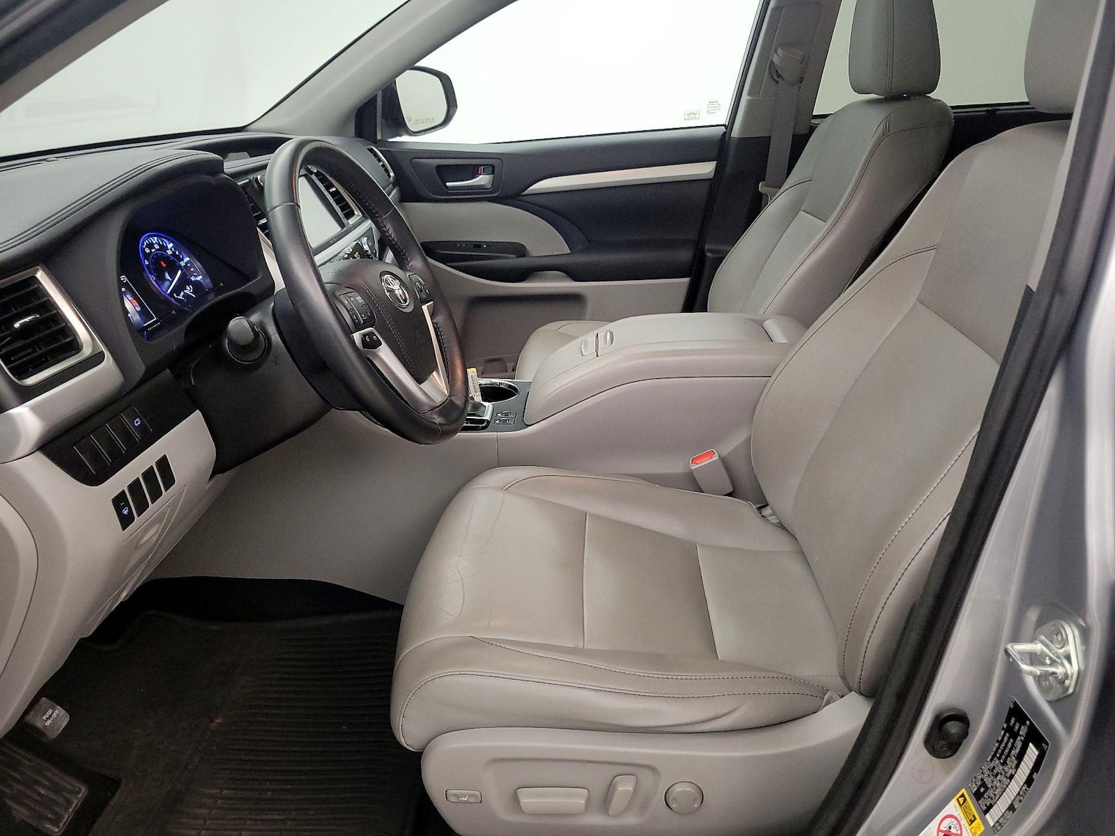 2015 Toyota Highlander XLE - Photo 10