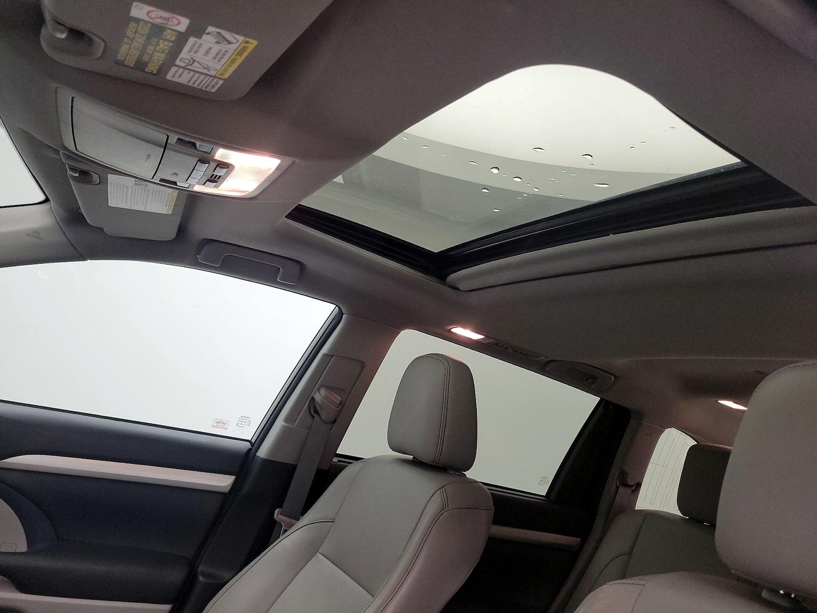 2015 Toyota Highlander XLE - Photo 17