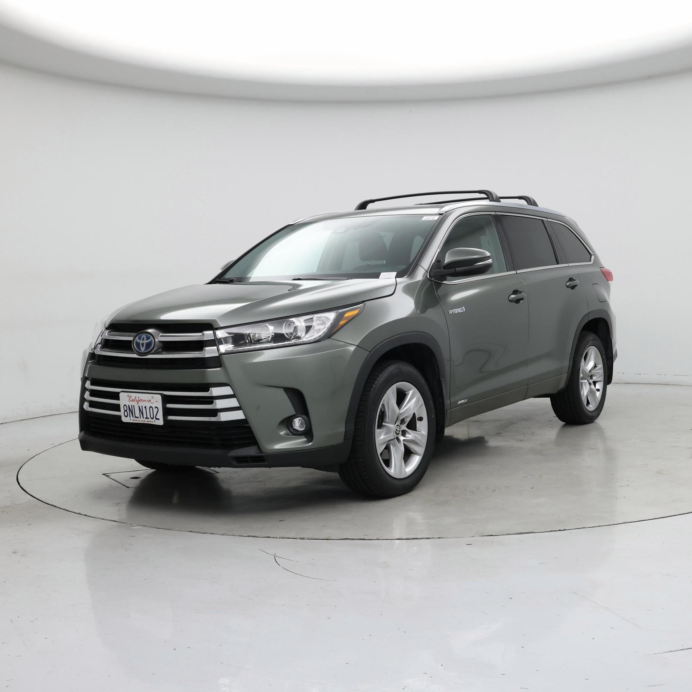 Thumbnail: 2019 Toyota Highlander - 4