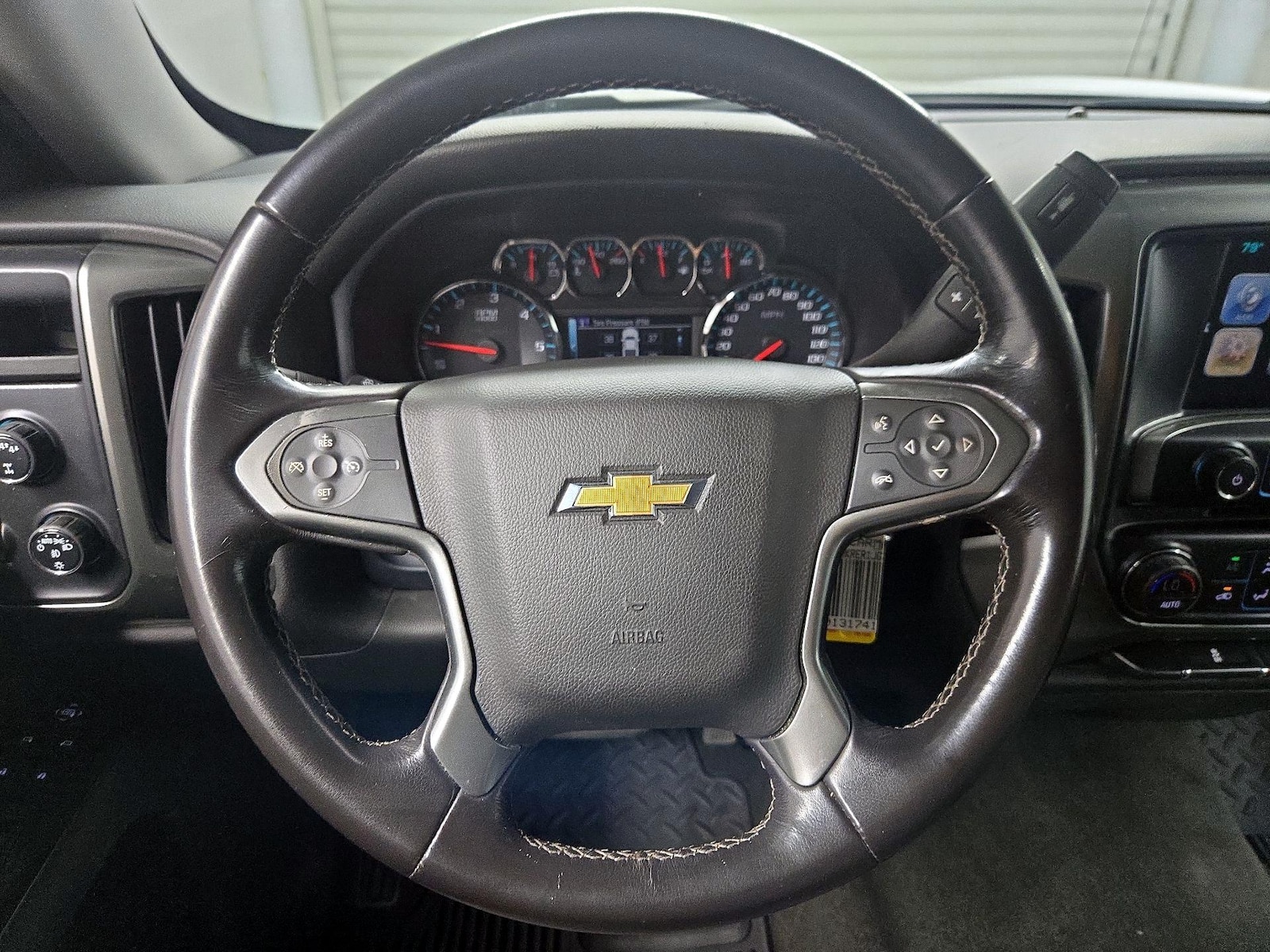 2018 Chevrolet Silverado 1500 LT - Photo 11