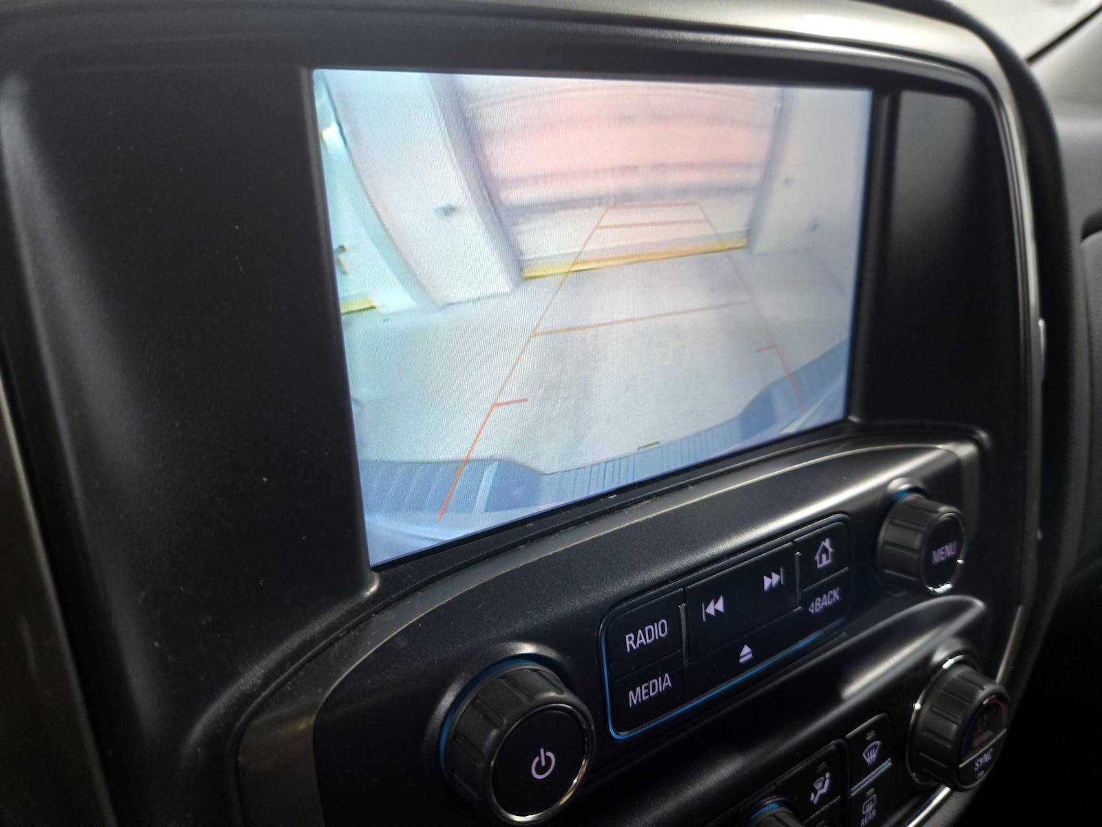 2018 Chevrolet Silverado 1500 LT - Photo 15