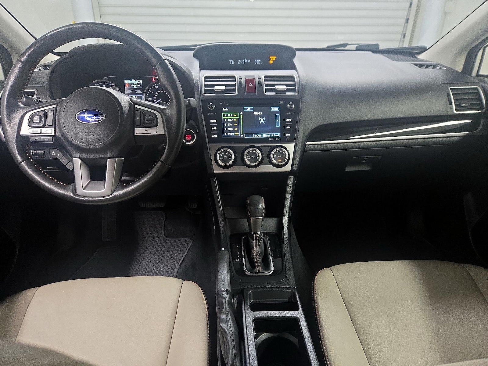 2016 Subaru Crosstrek Limited - Photo 10