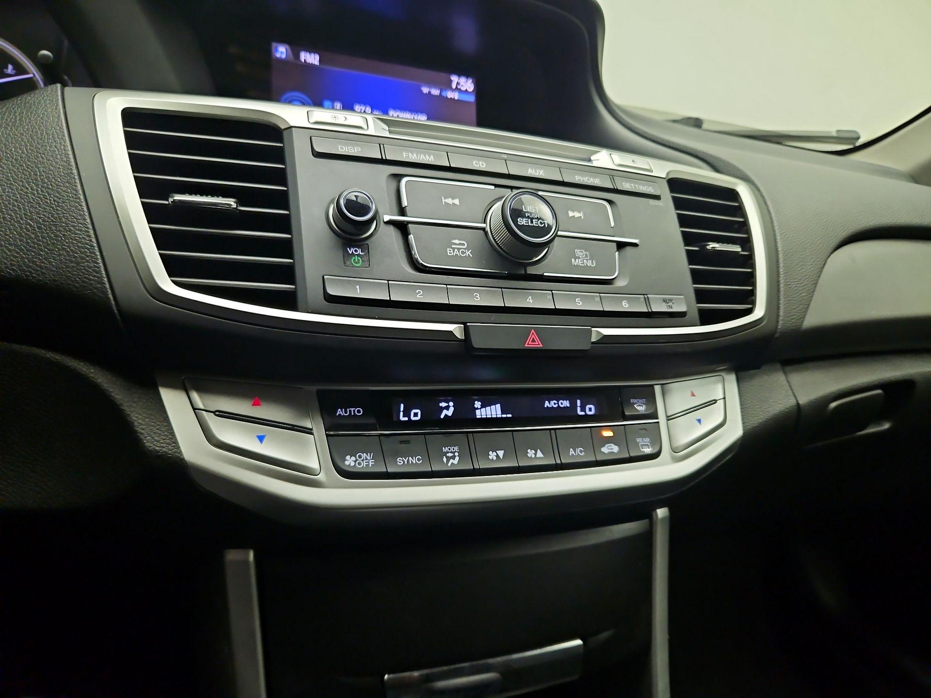 Thumbnail: 2015 Honda Accord - 15