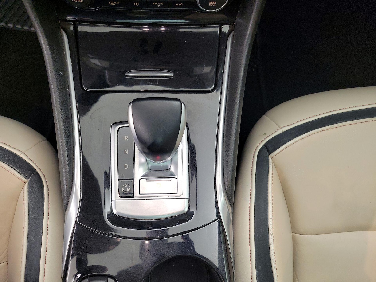 2017 INFINITI QX30 Premium - Photo 19