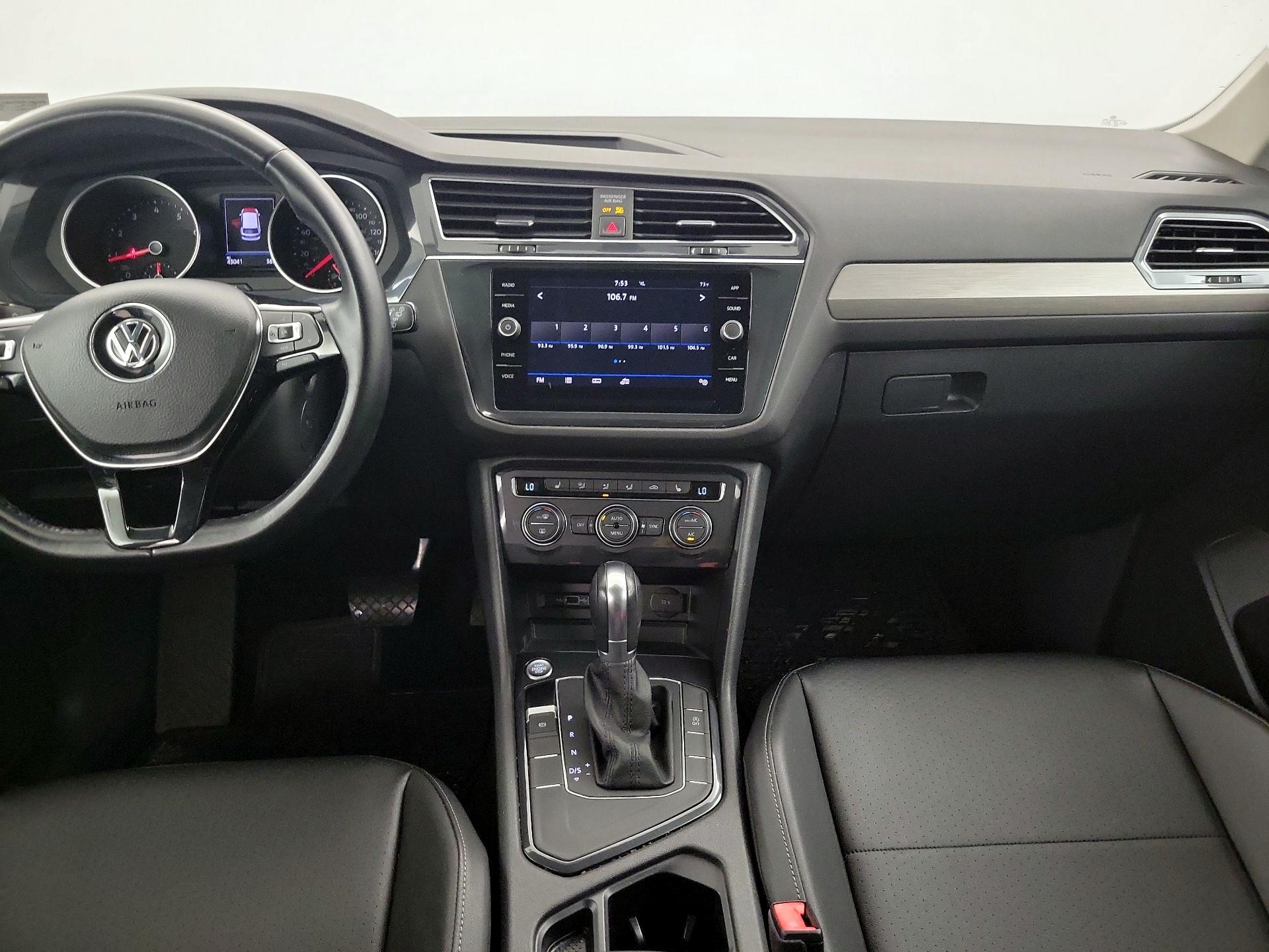 Thumbnail: 2019 Volkswagen Tiguan - 9