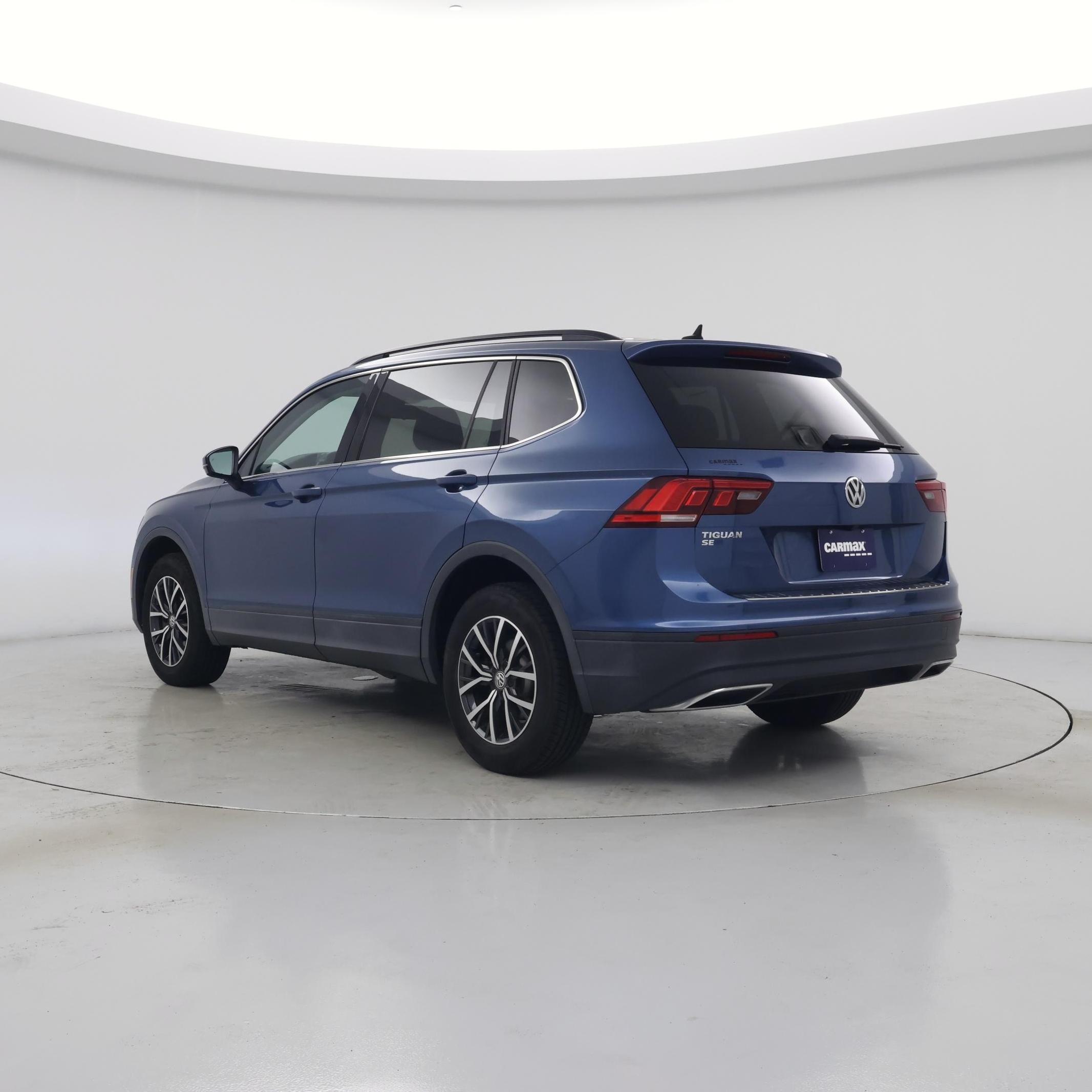 Thumbnail: 2019 Volkswagen Tiguan - 2