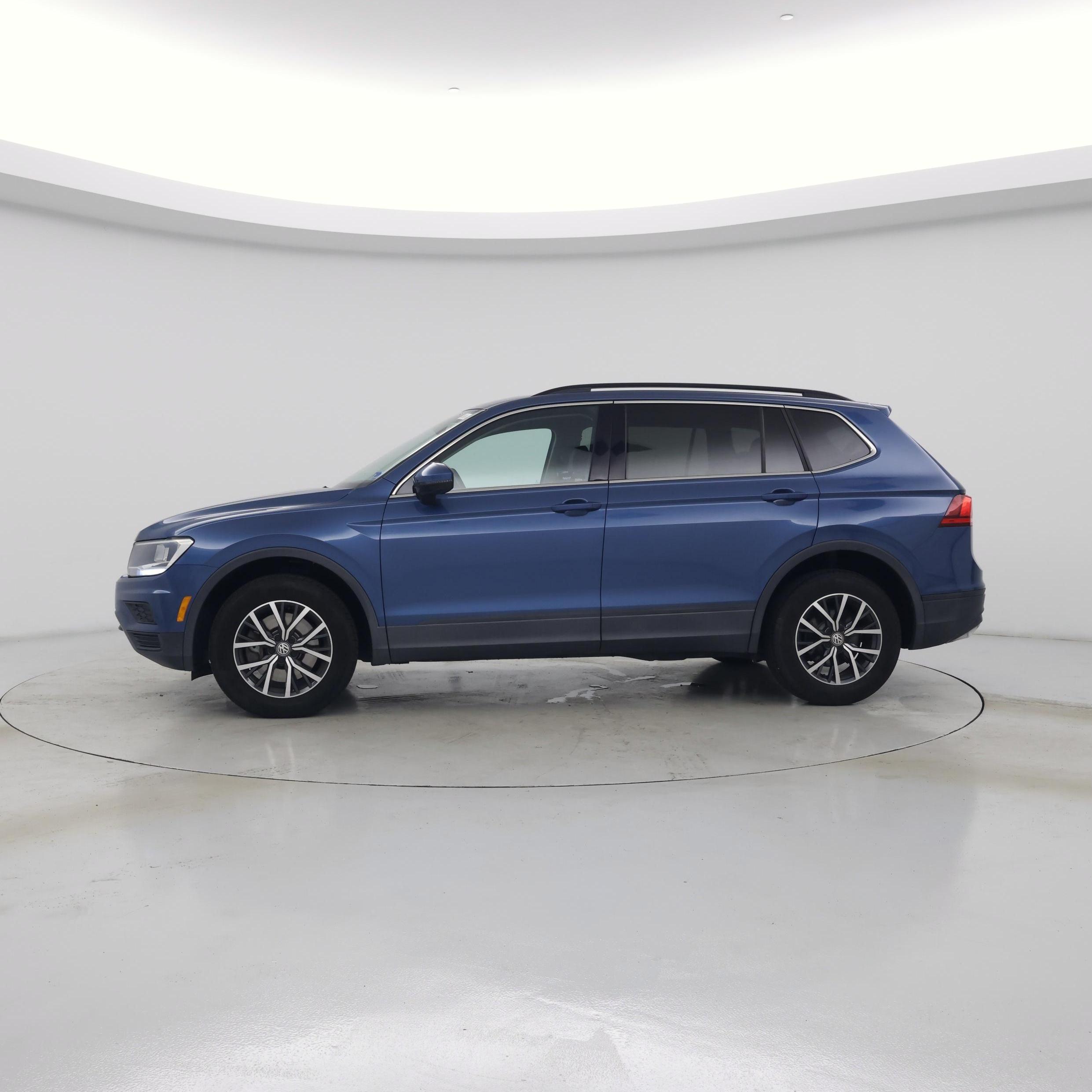 Thumbnail: 2019 Volkswagen Tiguan - 3