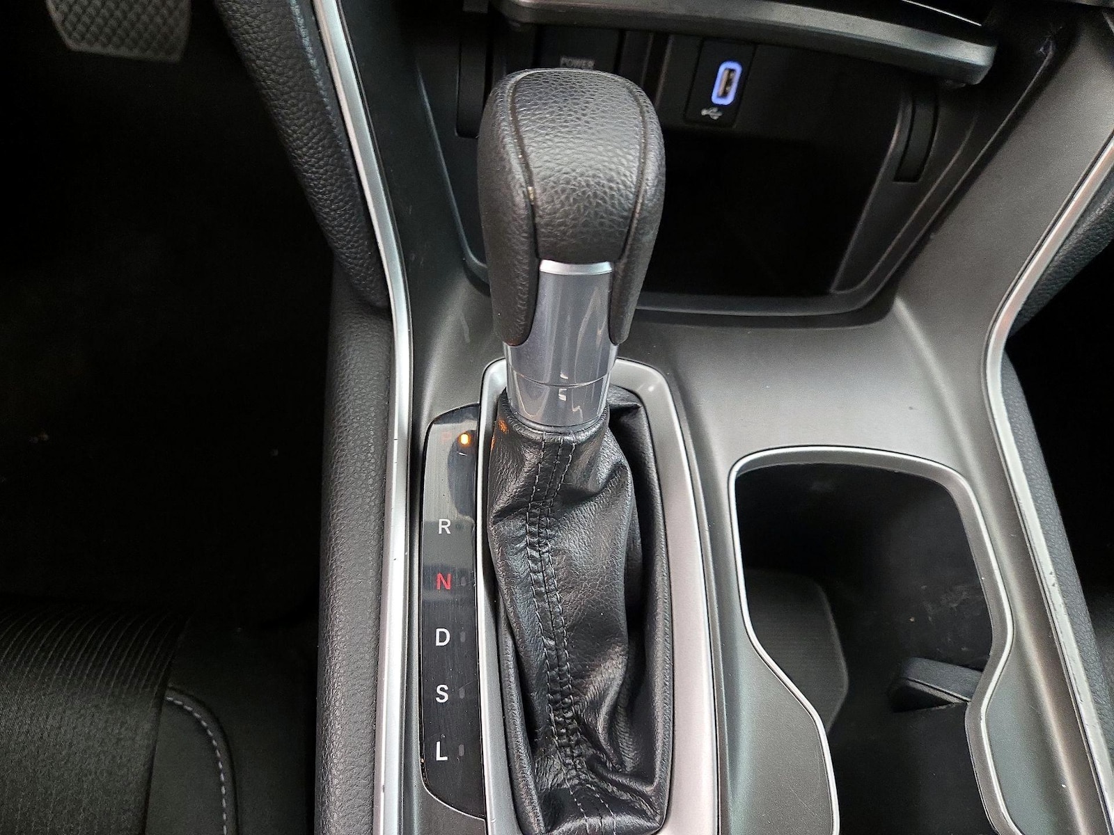 2019 Honda Accord LX - Photo 18