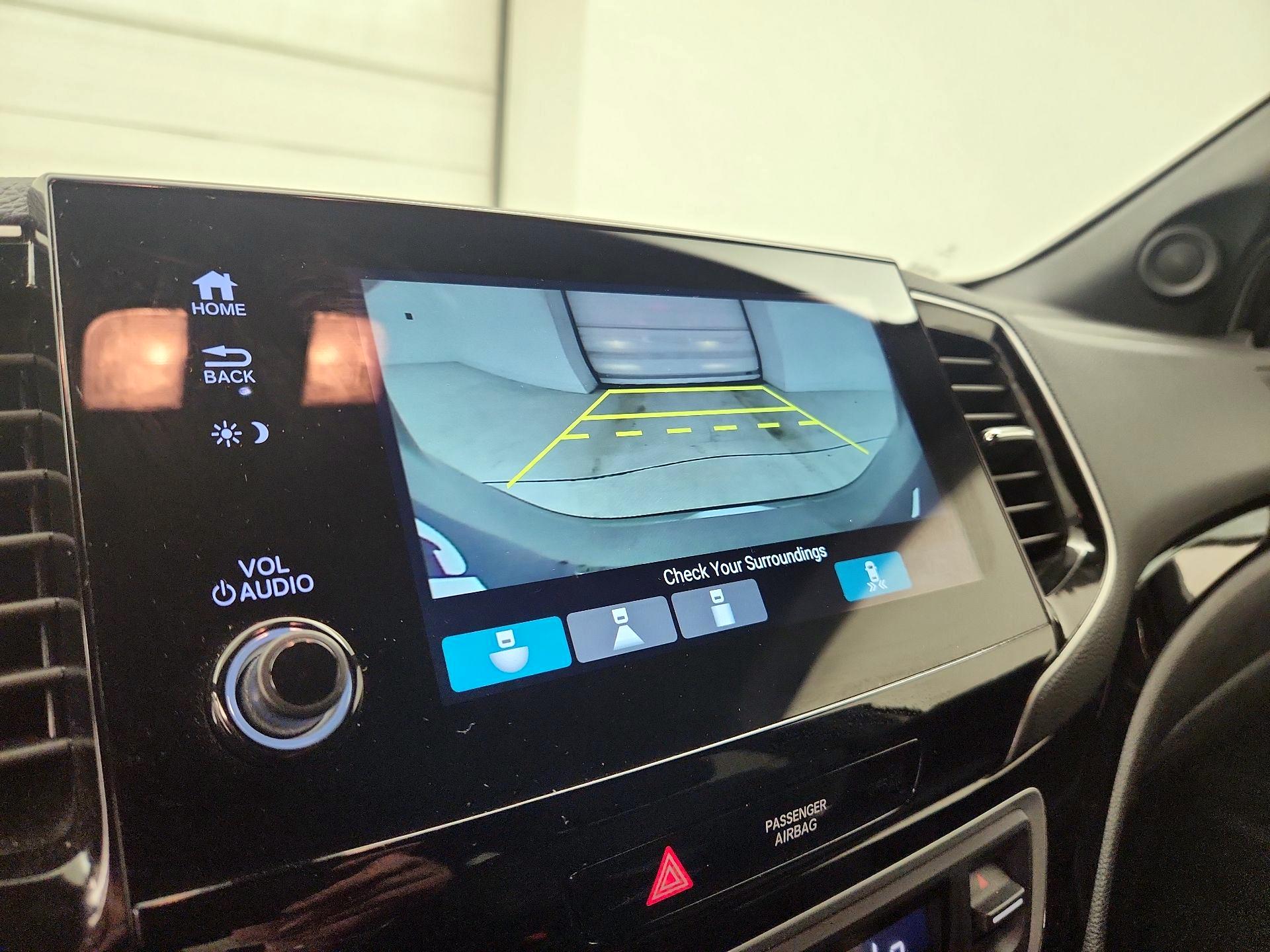 Thumbnail: 2020 Honda Passport - 14