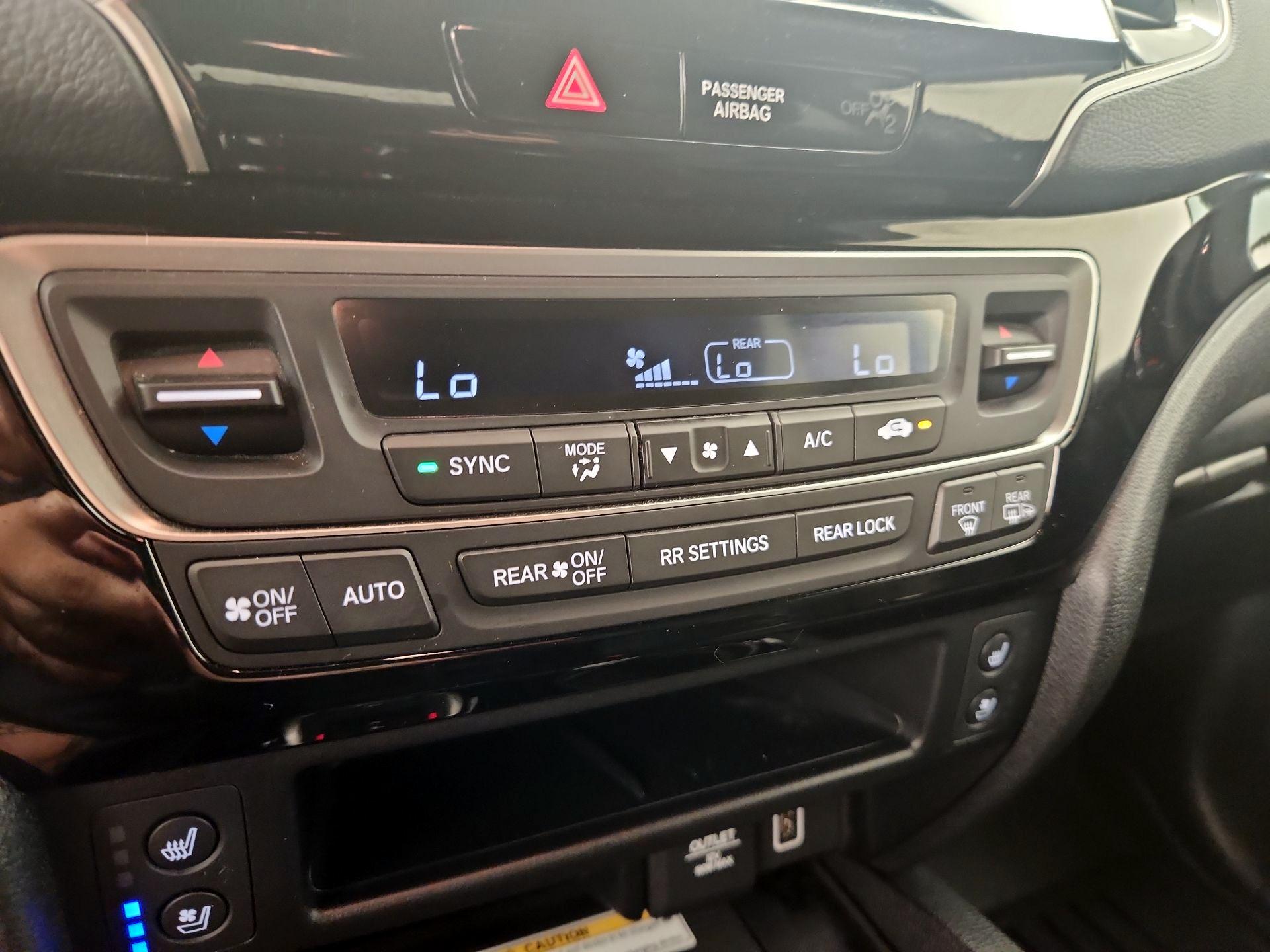 Thumbnail: 2020 Honda Passport - 16