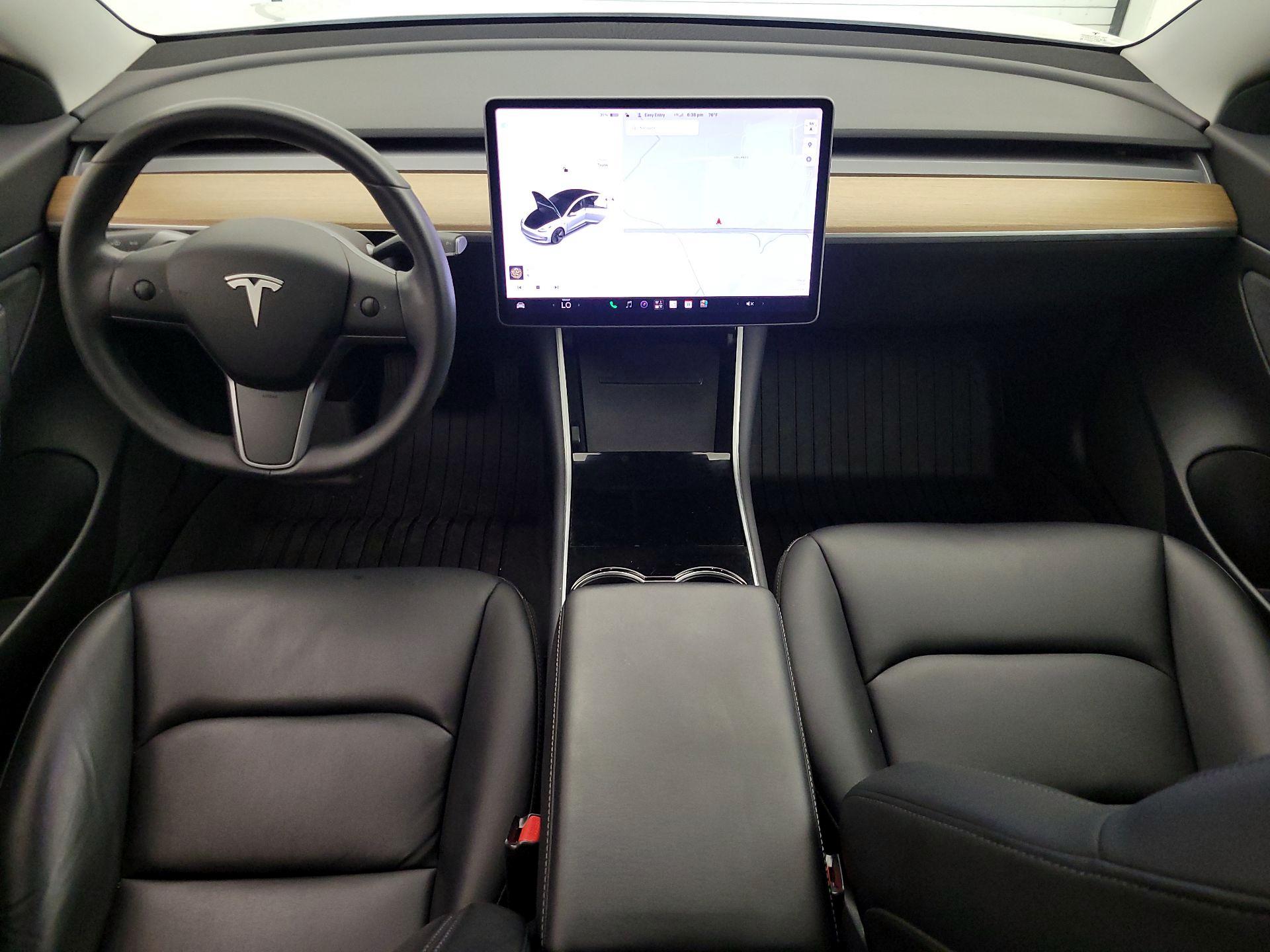 Thumbnail: 2020 Tesla Model 3 - 9
