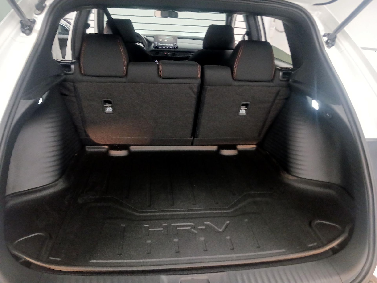 2025 Honda HR-V Sport - Photo 17