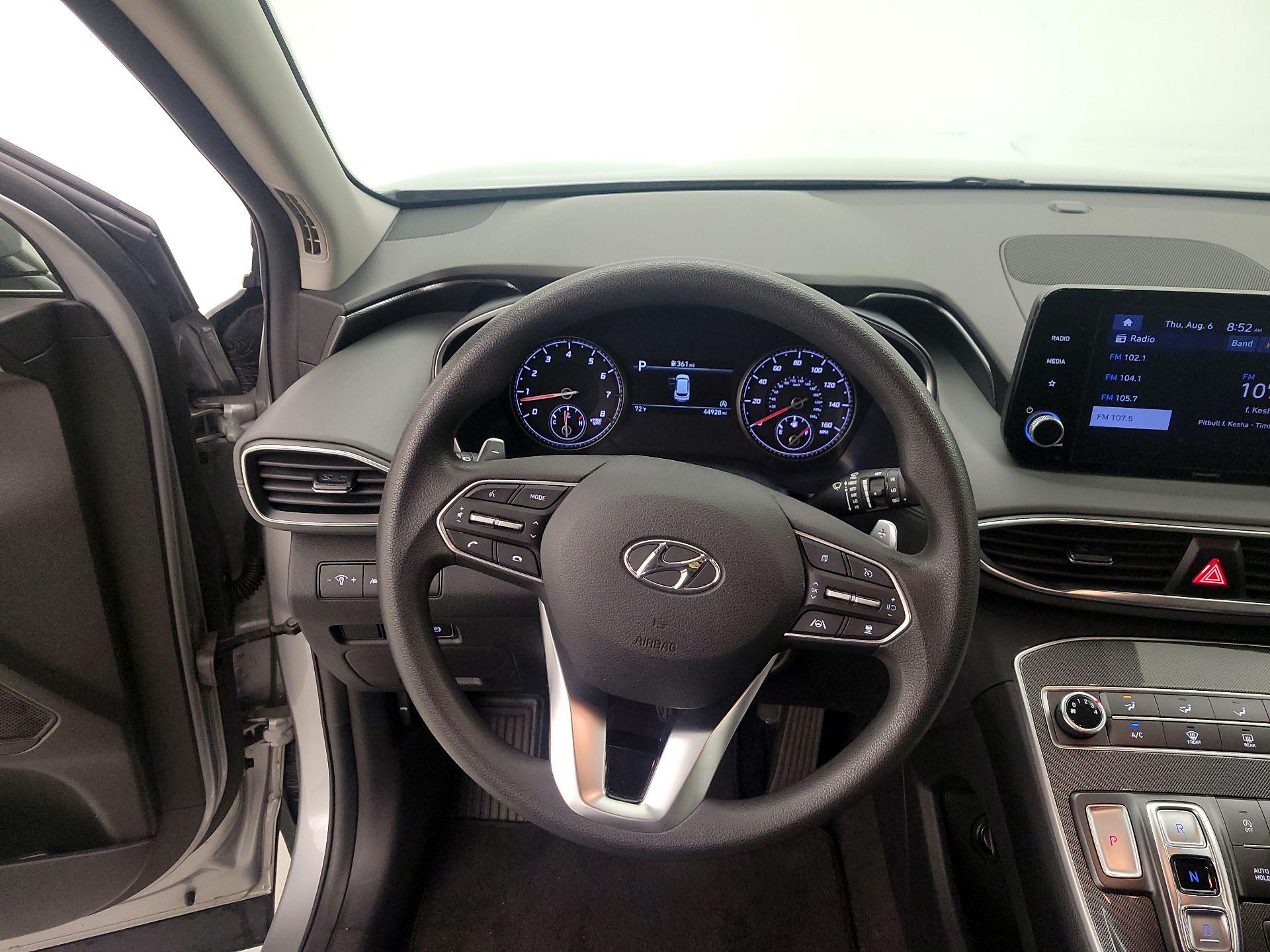 Thumbnail: 2022 Hyundai Santa Fe - 10