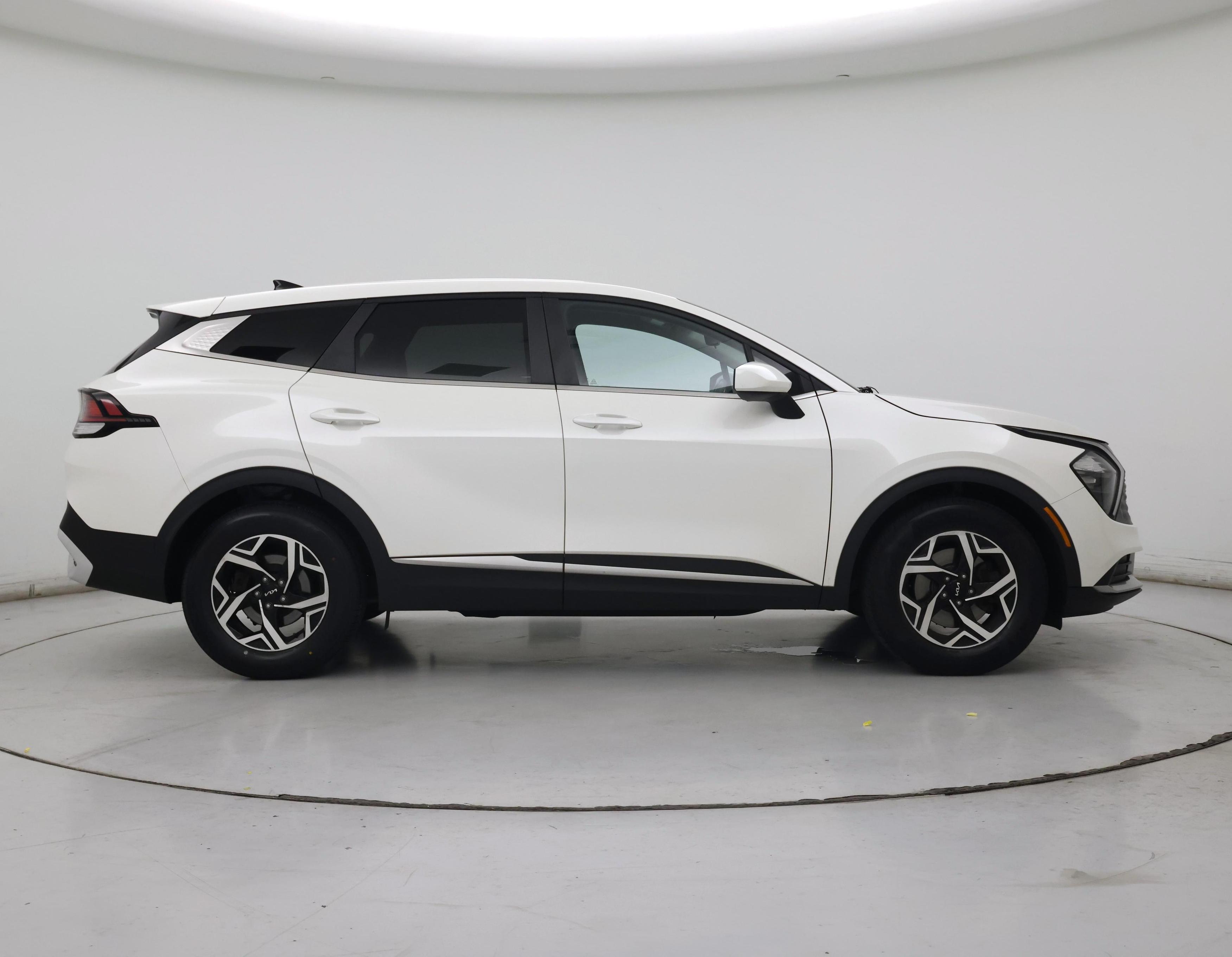 Thumbnail: 2023 Kia Sportage - 7