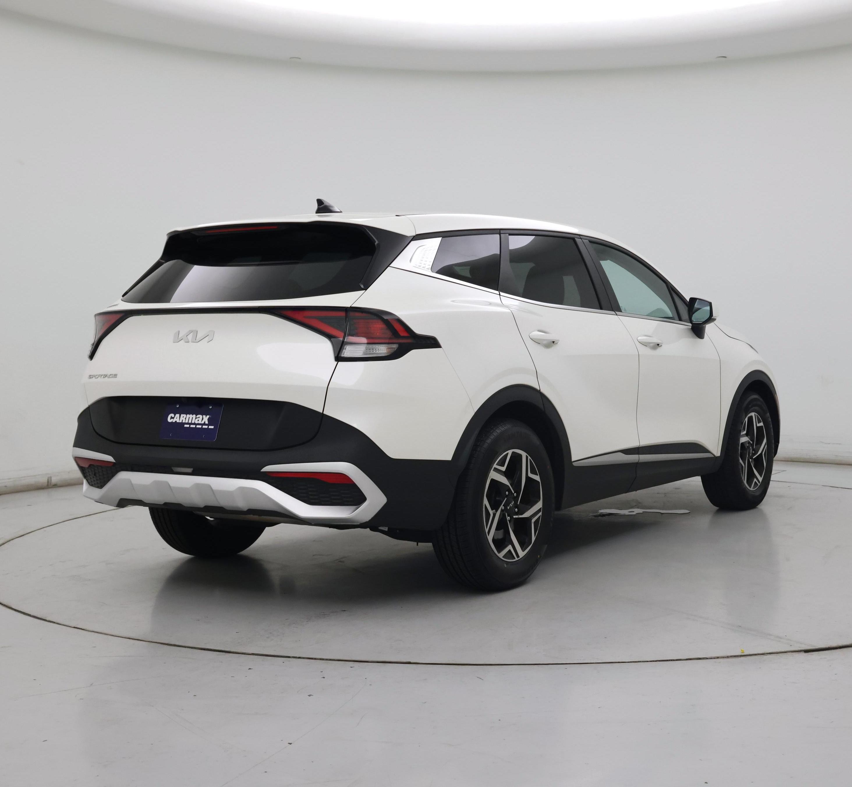 Thumbnail: 2023 Kia Sportage - 8