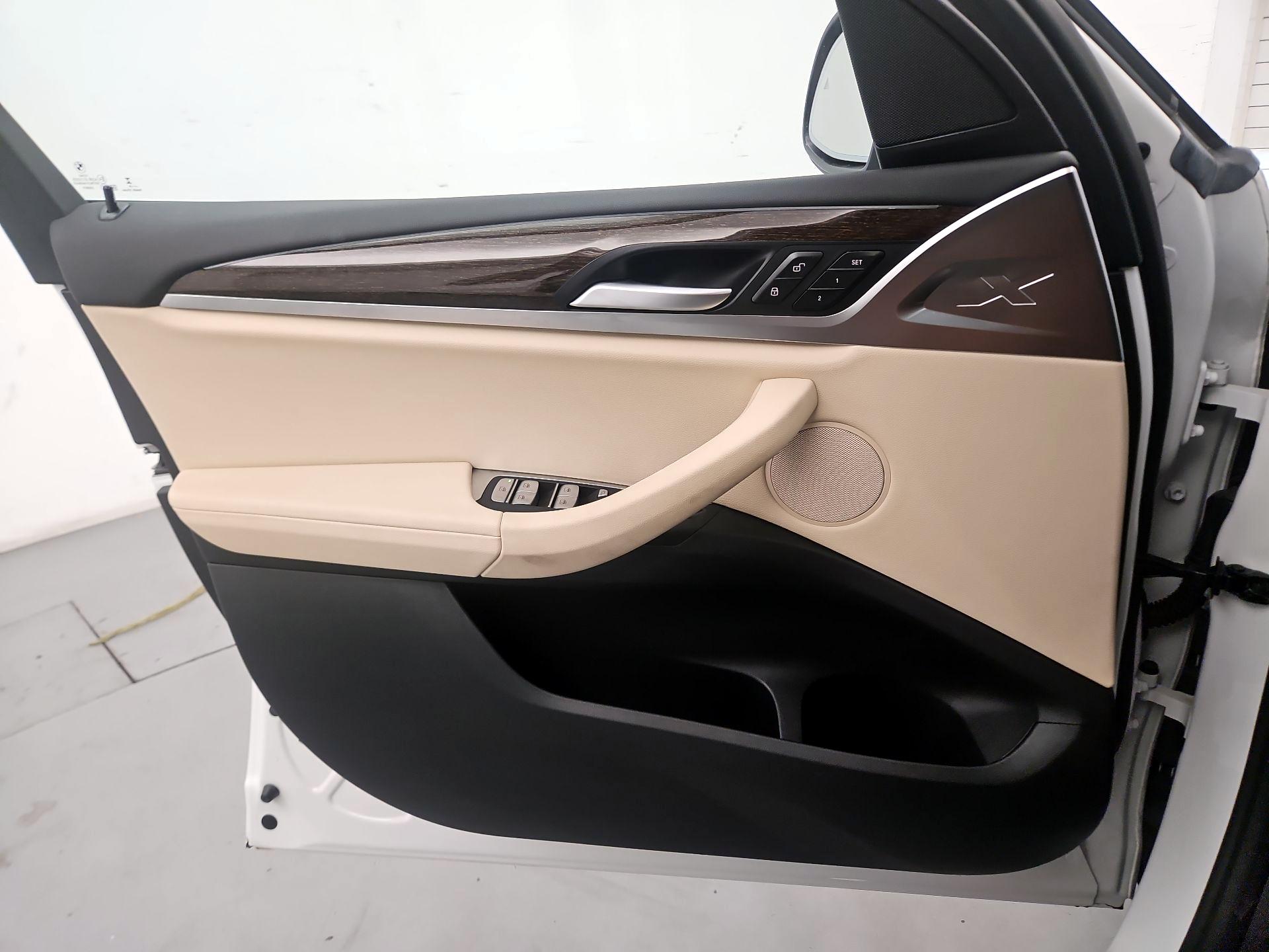 Thumbnail: 2024 BMW X3 - 10