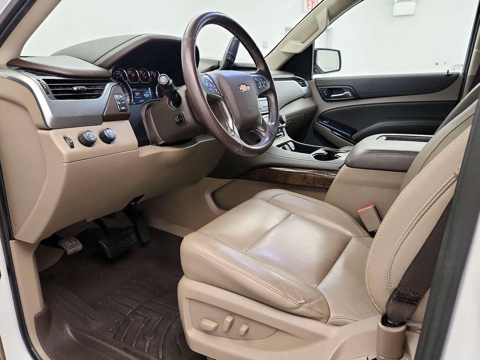 2020 Chevrolet Tahoe LT - Photo 12
