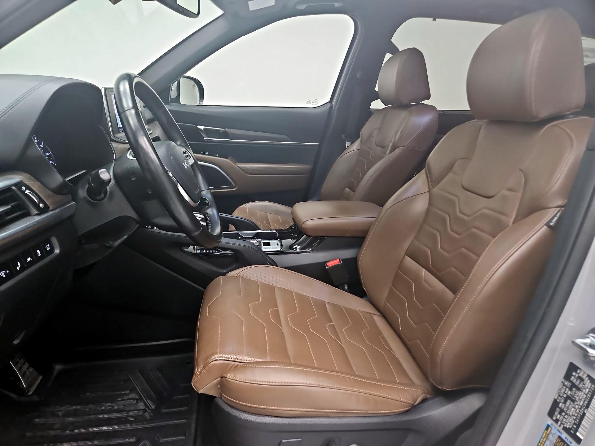 Thumbnail: 2022 Kia Telluride - 11