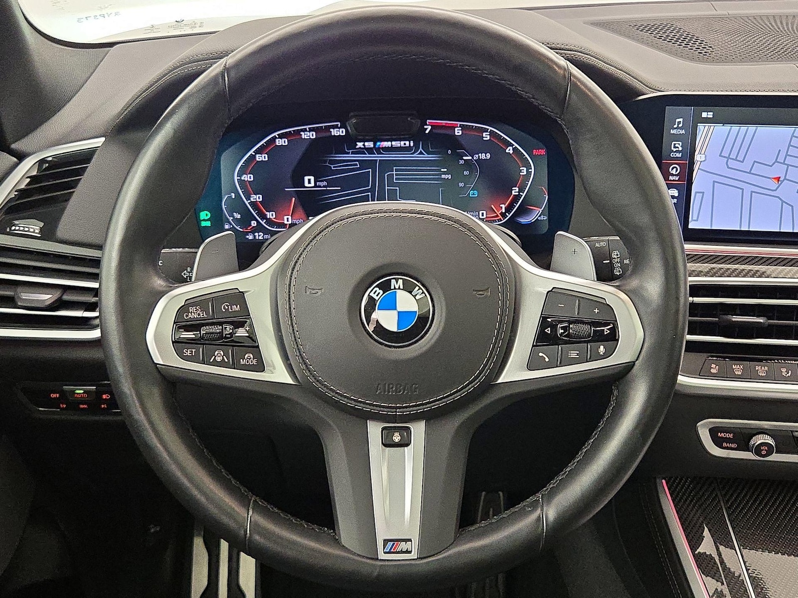 2022 BMW X5 M50i - Photo 11