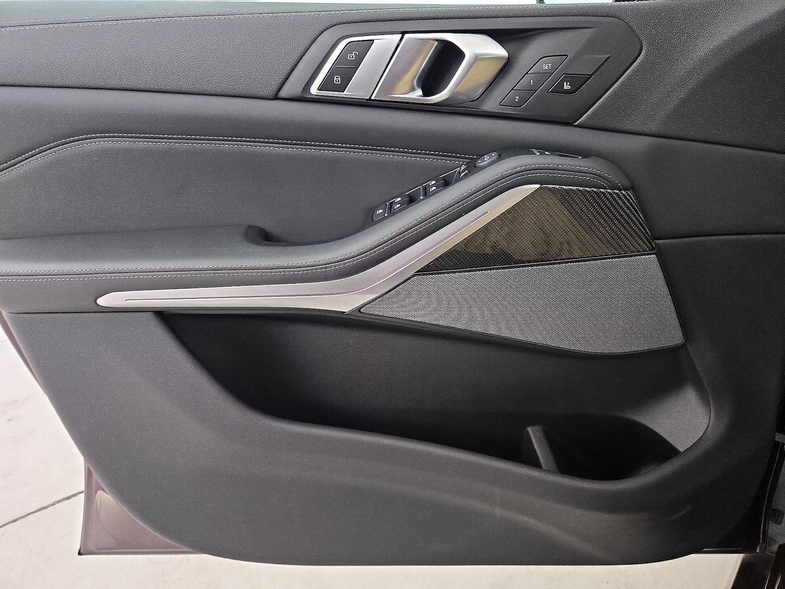 2022 BMW X5 M50i - Photo 13