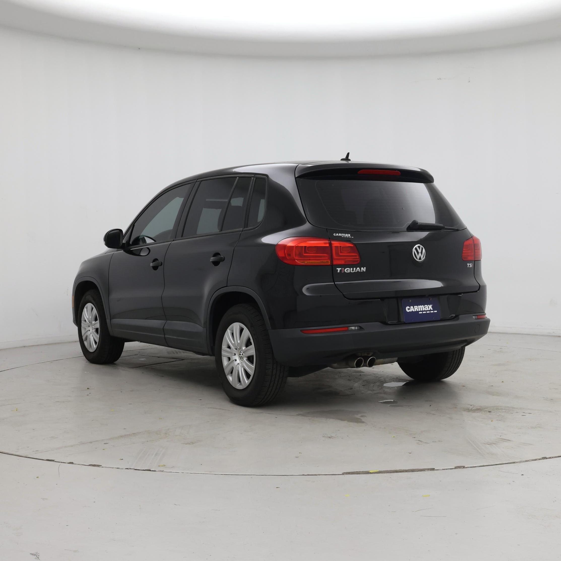 Thumbnail: 2018 Volkswagen Tiguan - 2
