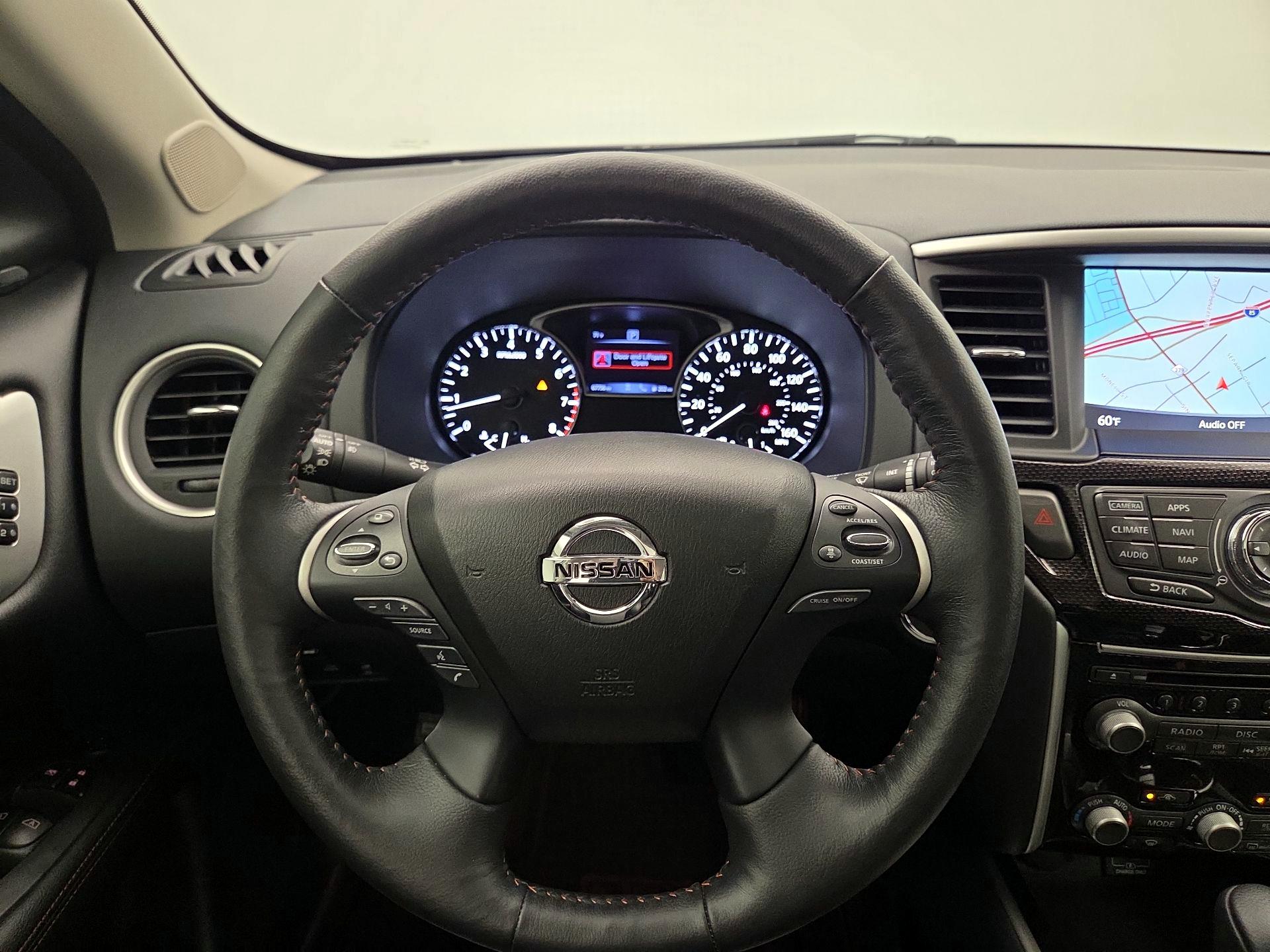 Thumbnail: 2020 Nissan Pathfinder - 10