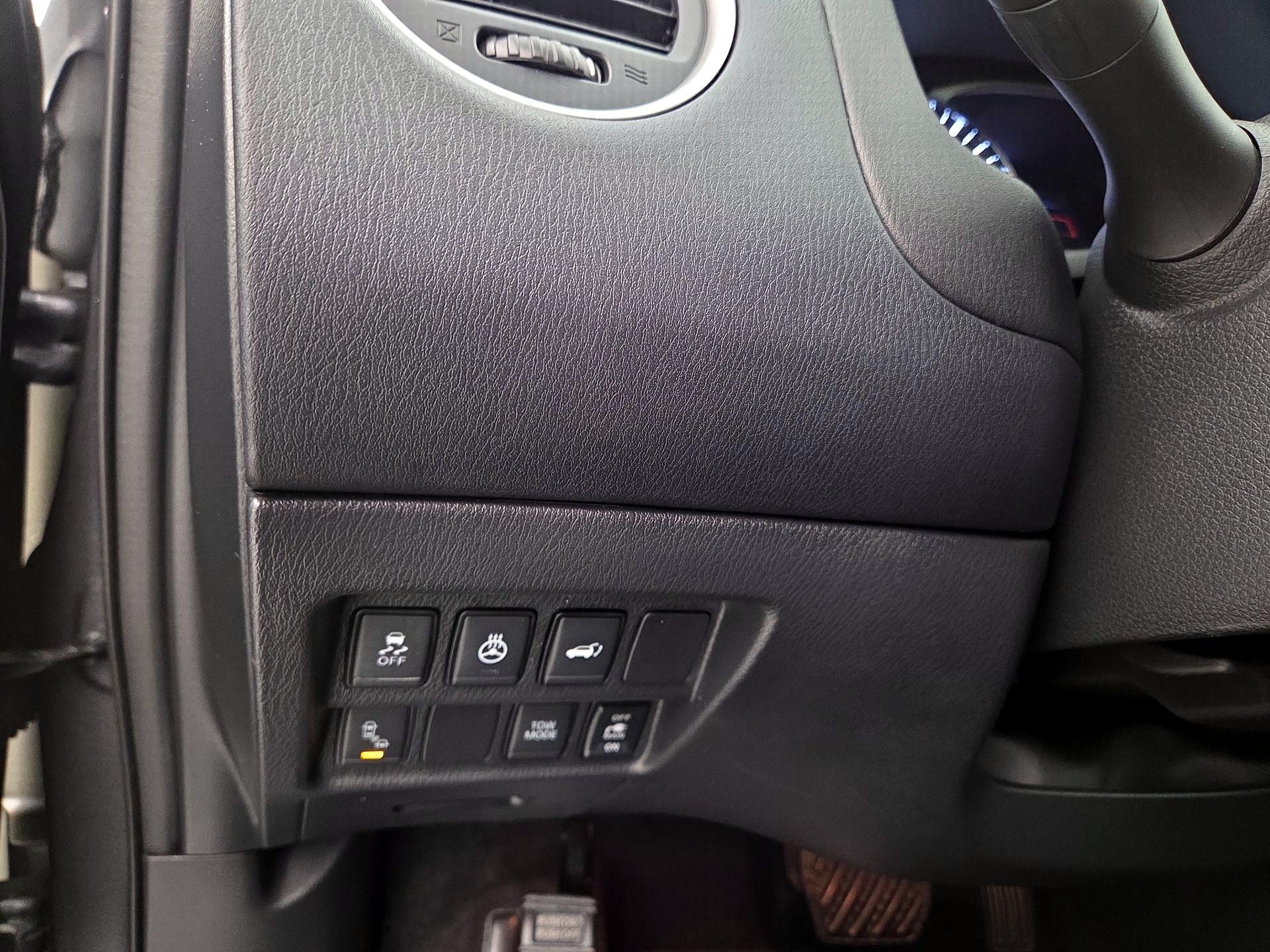 Thumbnail: 2020 Nissan Pathfinder - 13