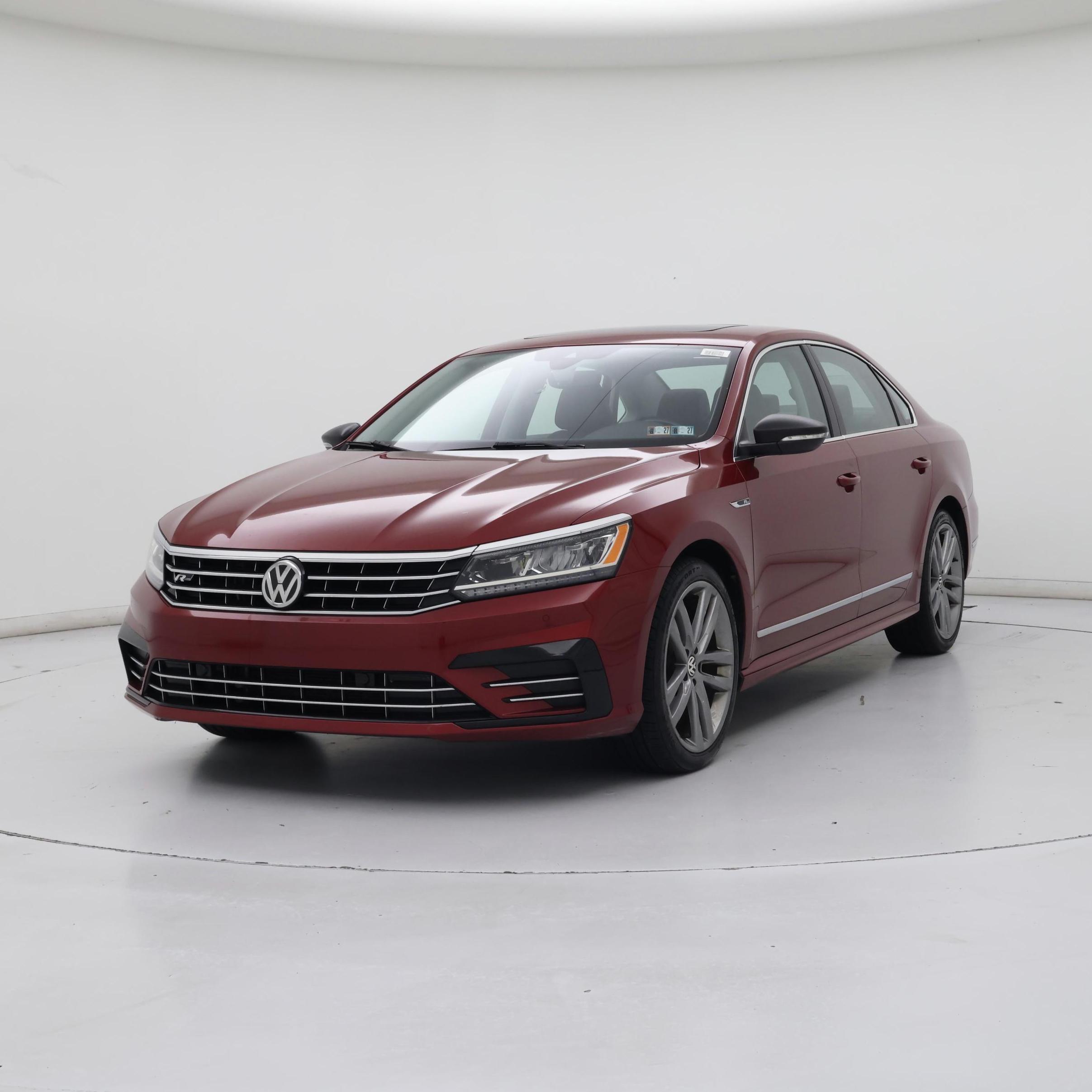 Thumbnail: 2019 Volkswagen Passat - 4