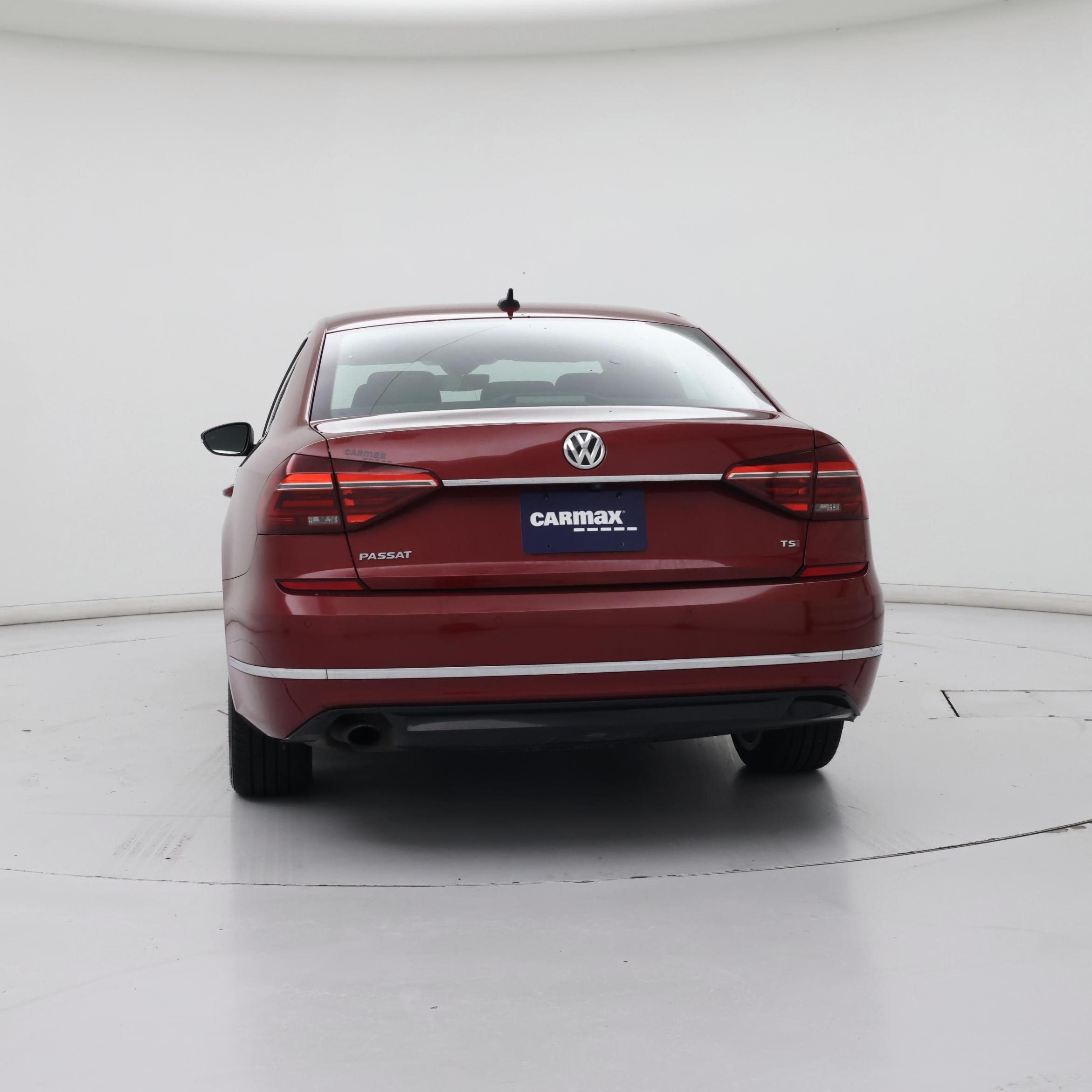 Thumbnail: 2019 Volkswagen Passat - 6