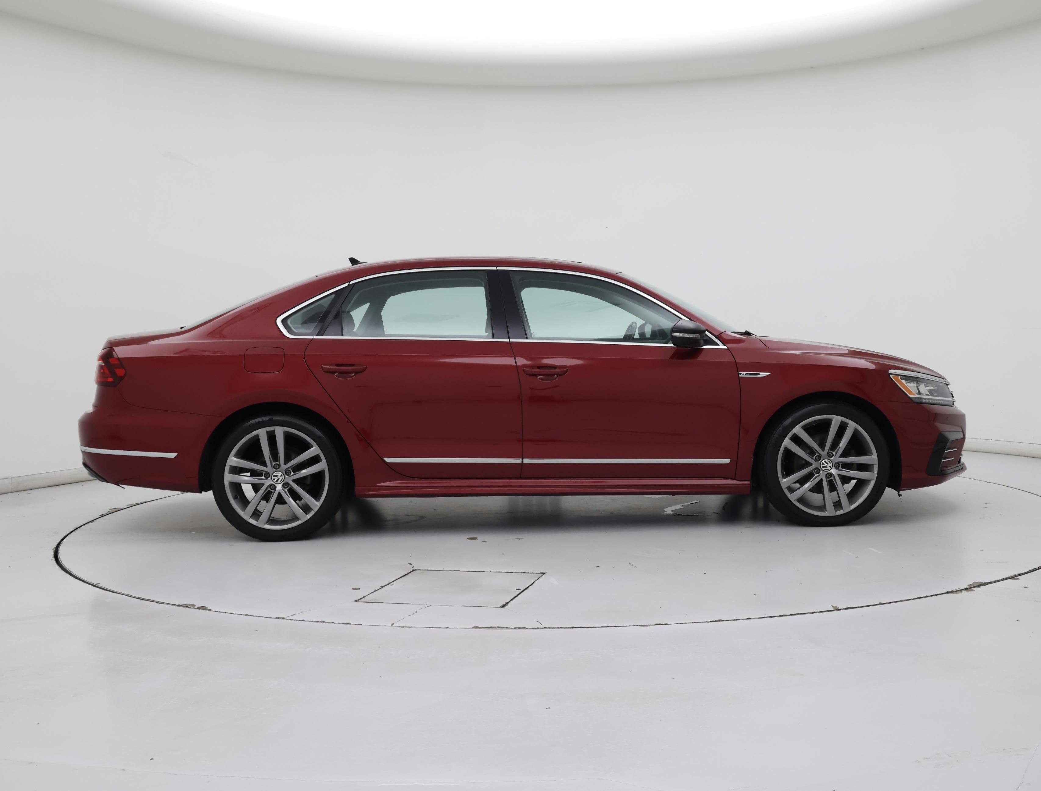 Thumbnail: 2019 Volkswagen Passat - 7
