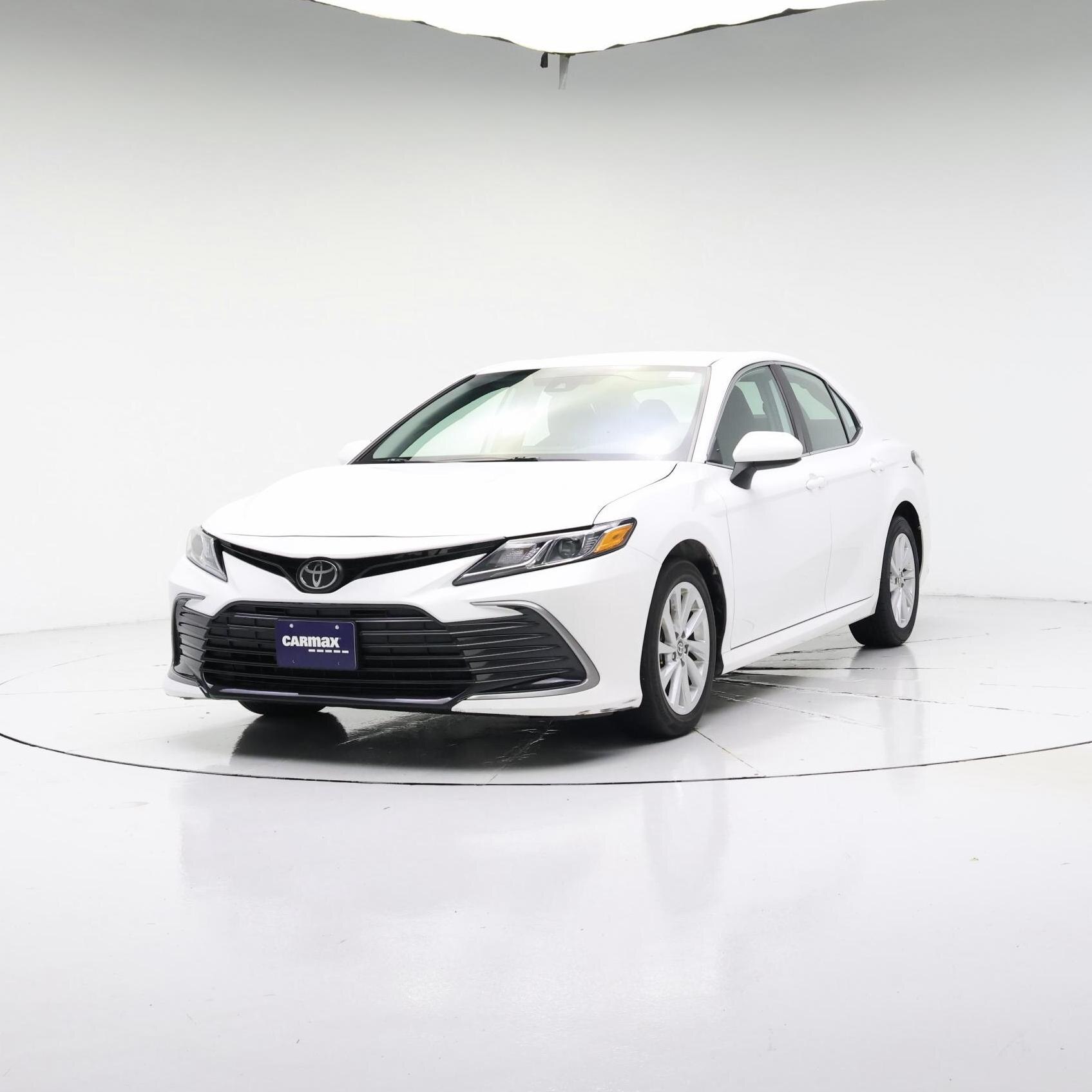 Thumbnail: 2023 Toyota Camry - 4