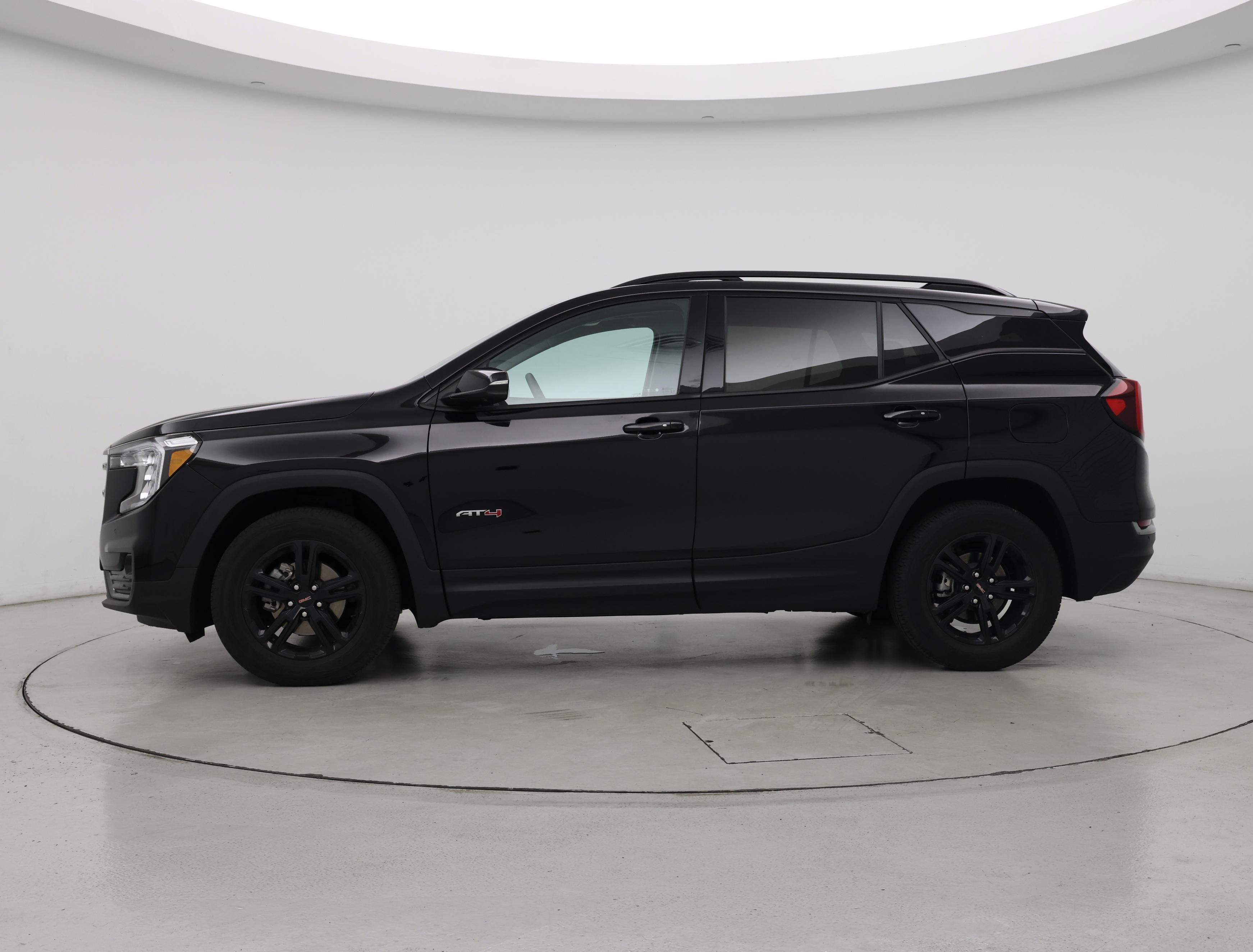Thumbnail: 2024 GMC Terrain - 3