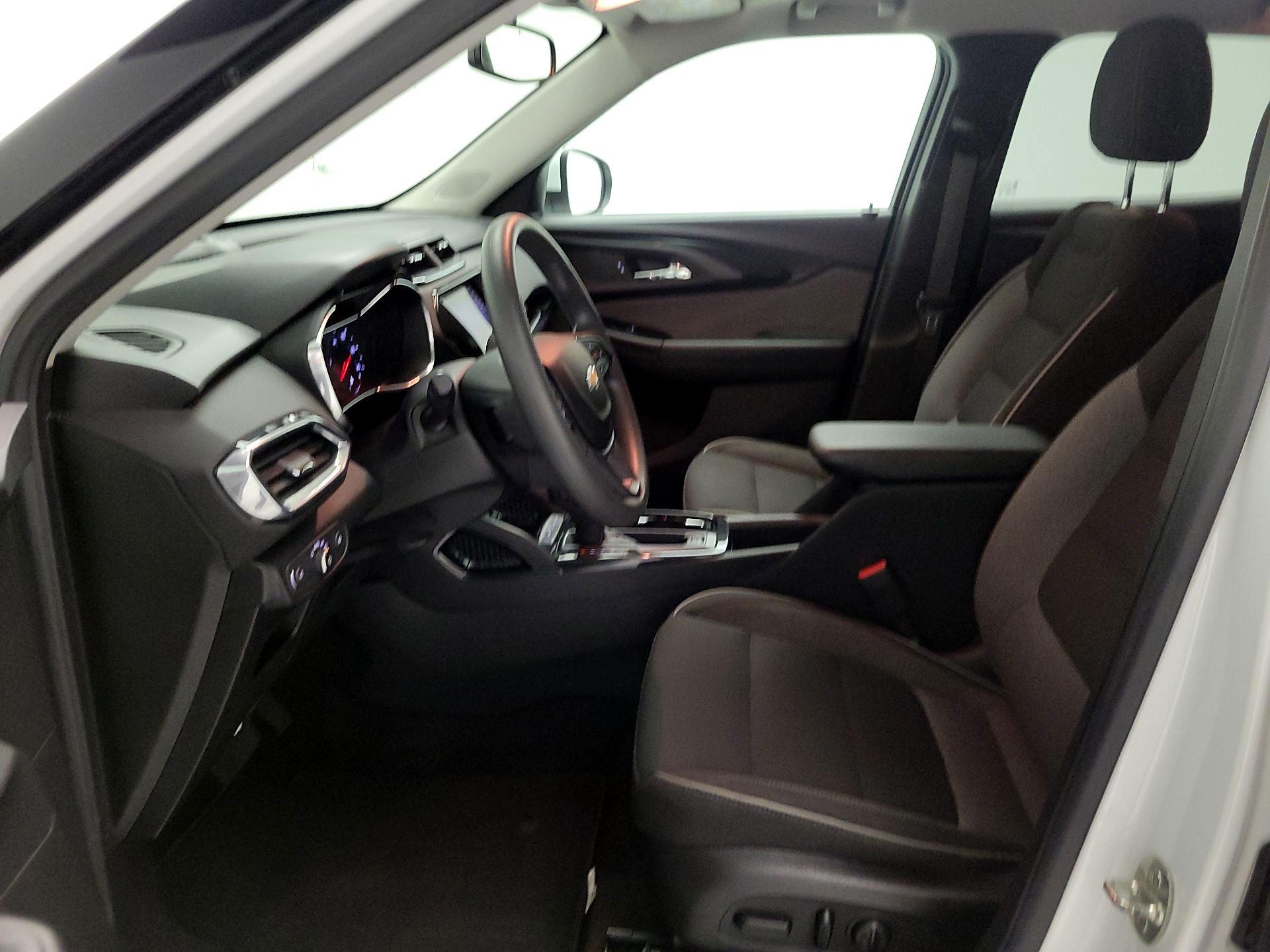 Thumbnail: 2021 Chevrolet TrailBlazer - 11