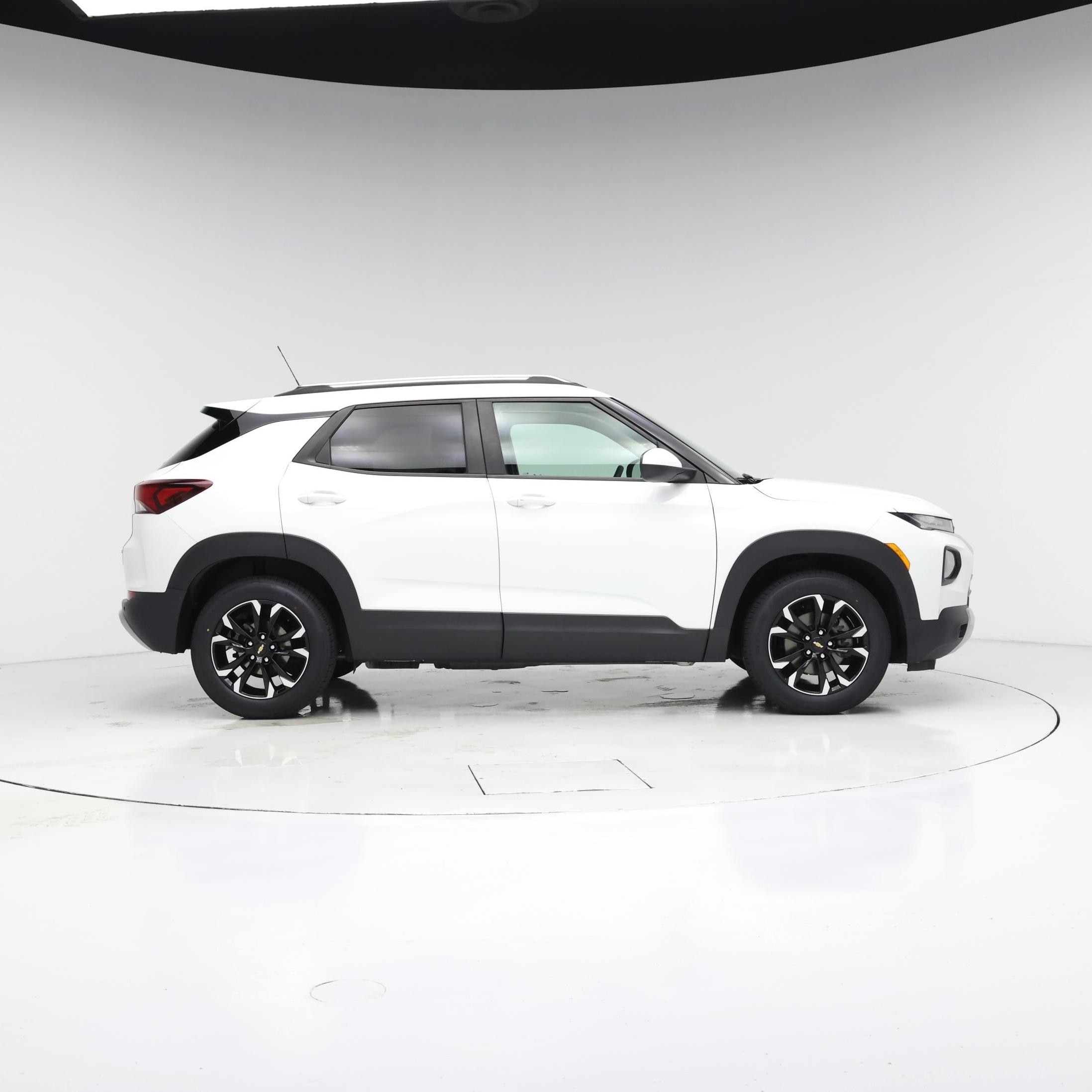 Thumbnail: 2021 Chevrolet TrailBlazer - 7