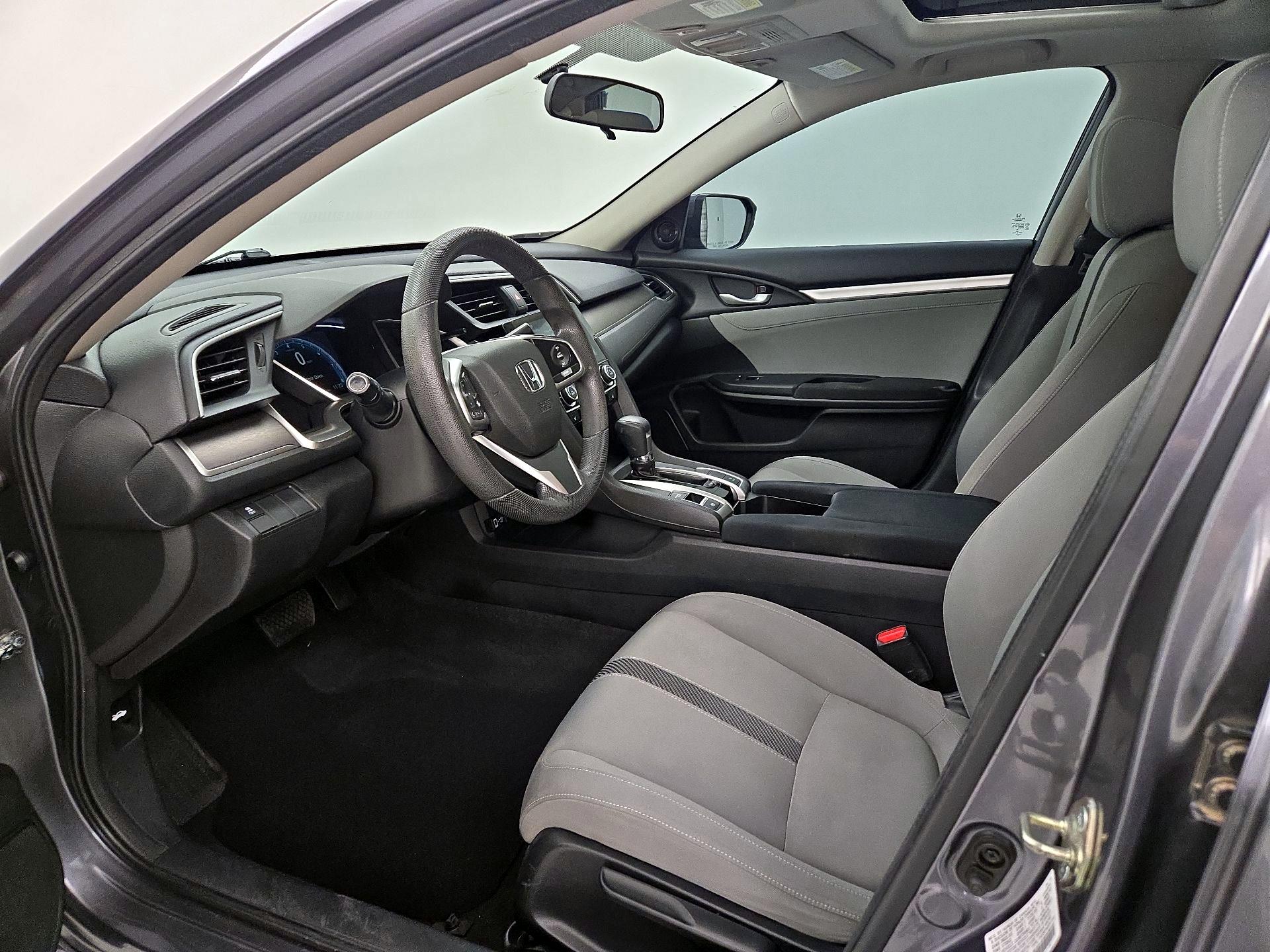 Thumbnail: 2016 Honda Civic - 11