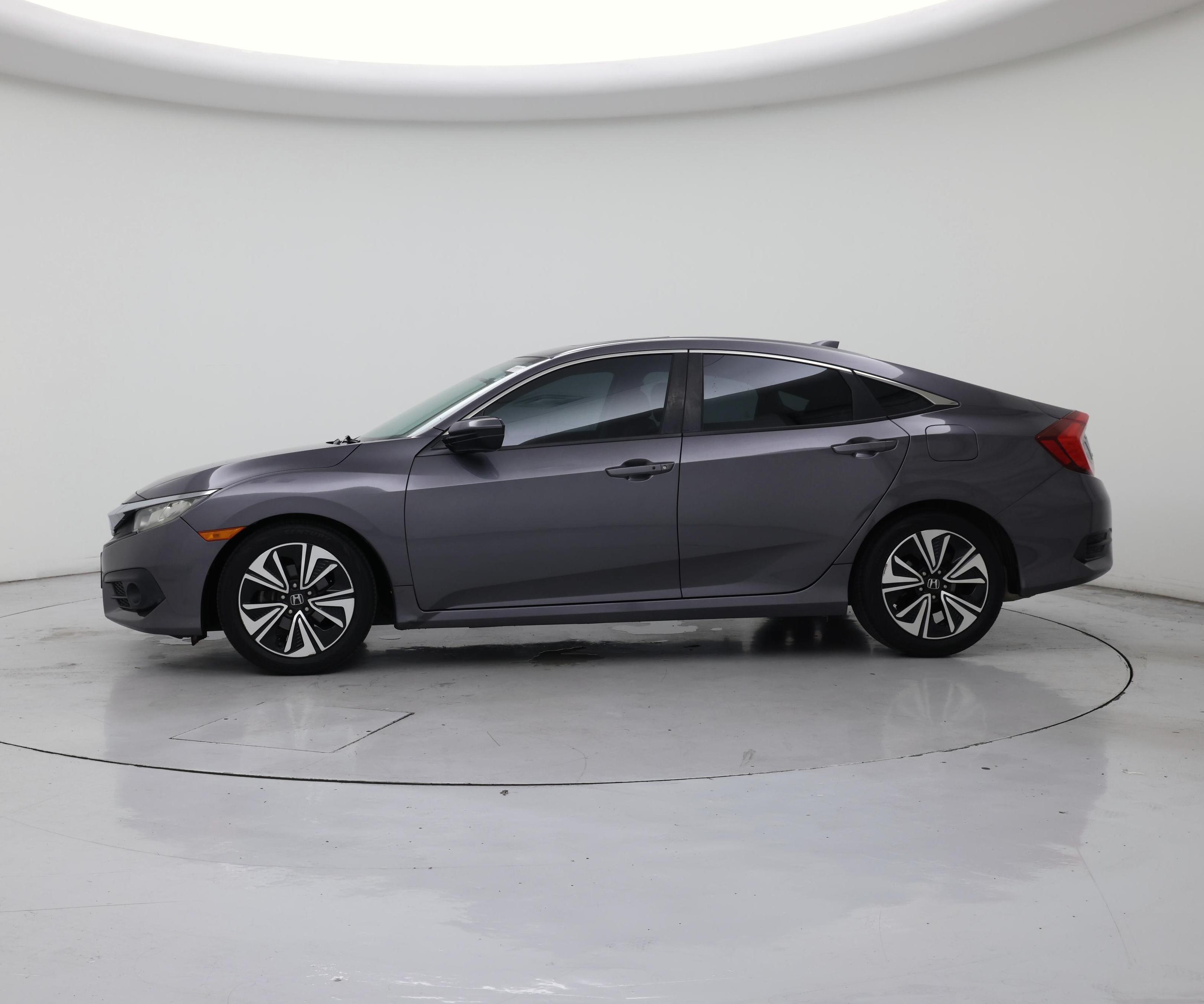 Thumbnail: 2016 Honda Civic - 3